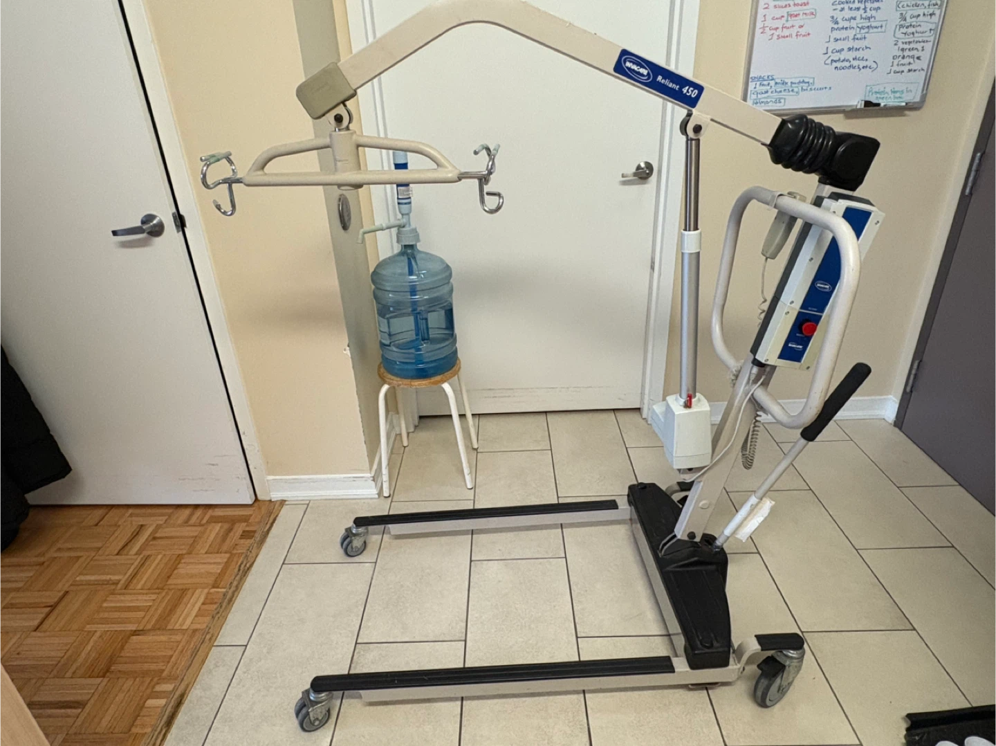 Invacare Reliant 450 Patient Lift - photo 3