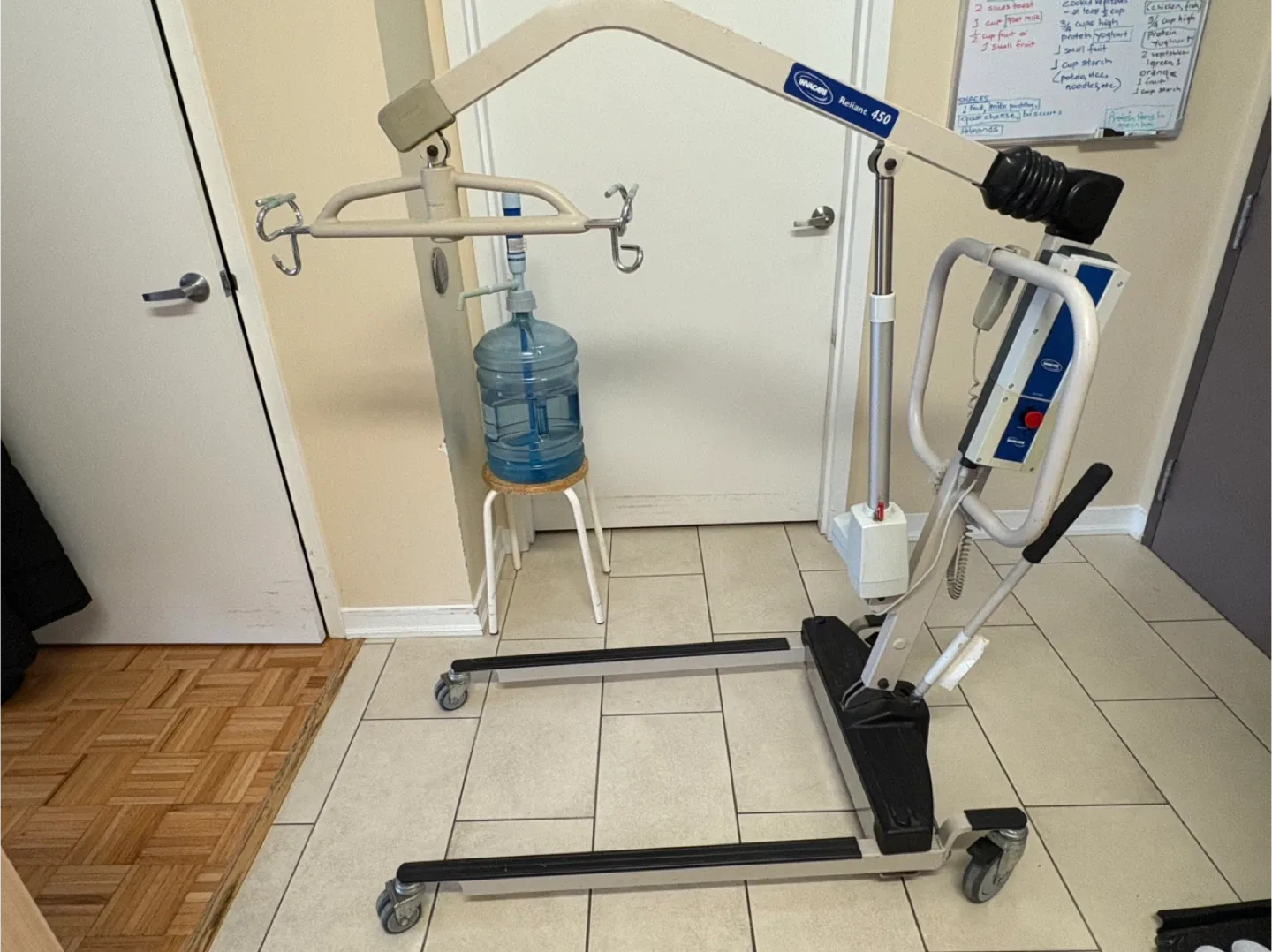 Invacare Reliant 450 Patient Lift image indicator(3)