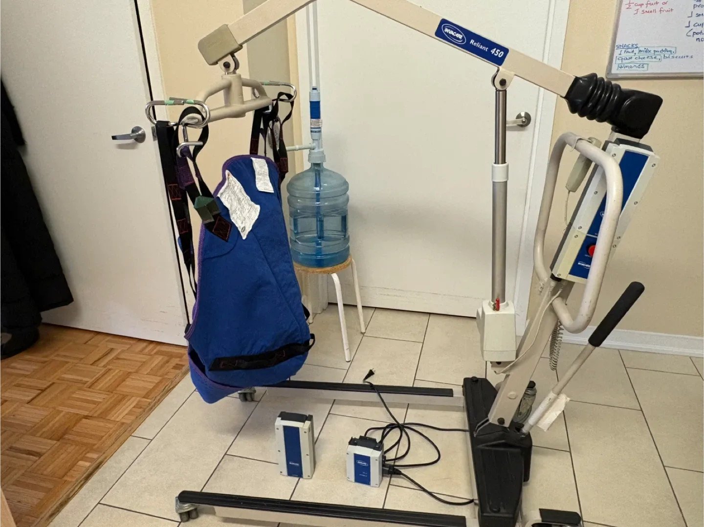 Invacare Reliant 450 Patient Lift image indicator(2)