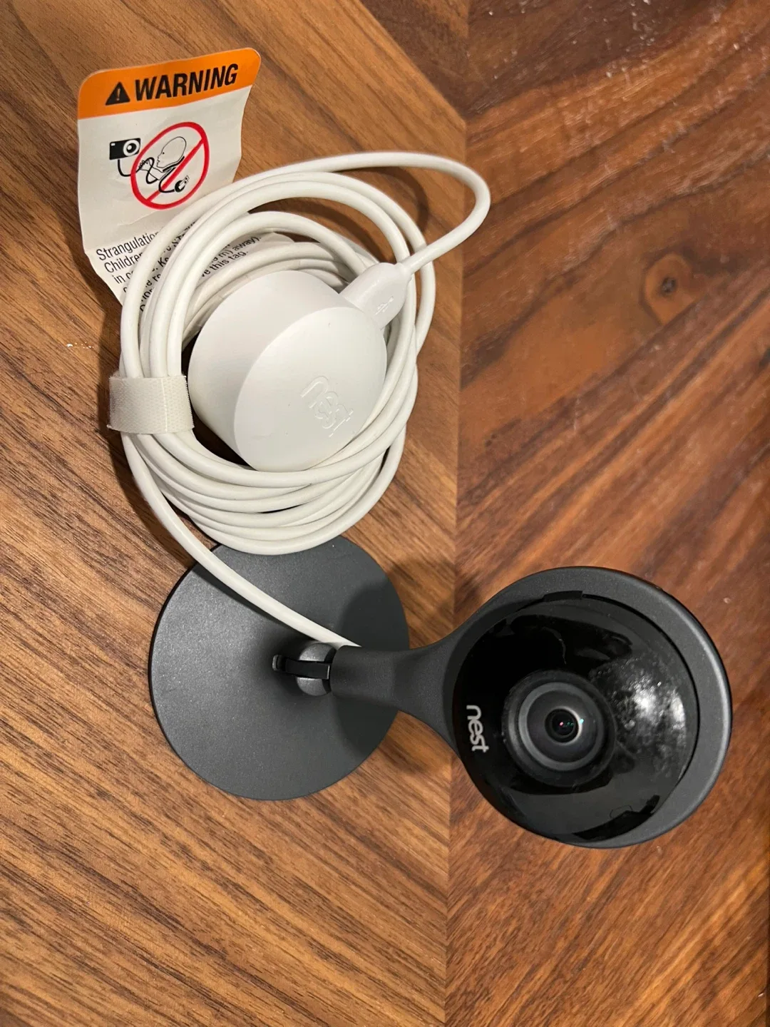 Nest Cam A00005 Indoor Security Camera image indicator(2)