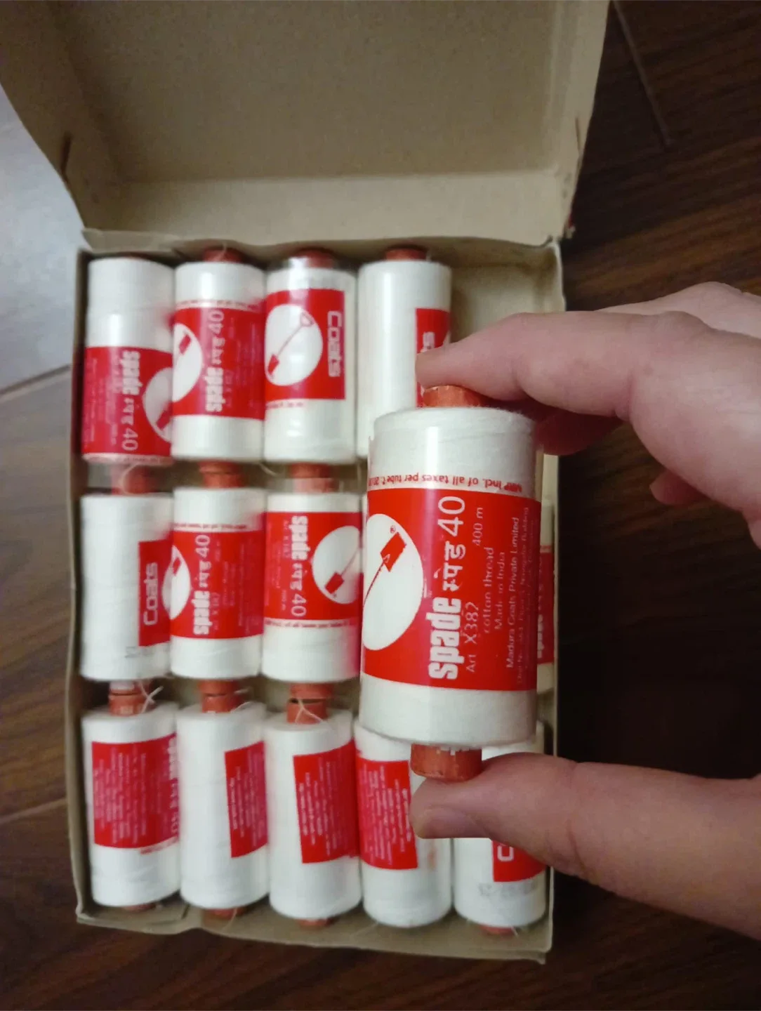 White Cotton Thread, 400m image indicator(2)