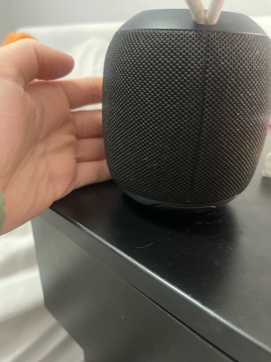 A speaker image indicator(2)