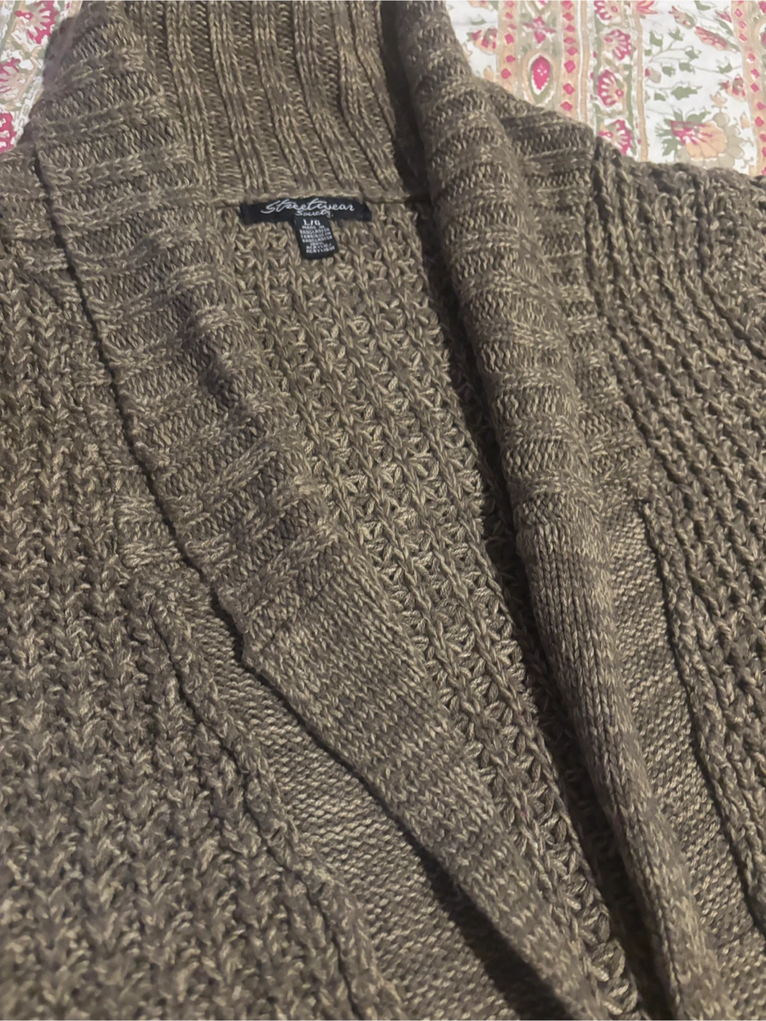 Cardigan sweaters