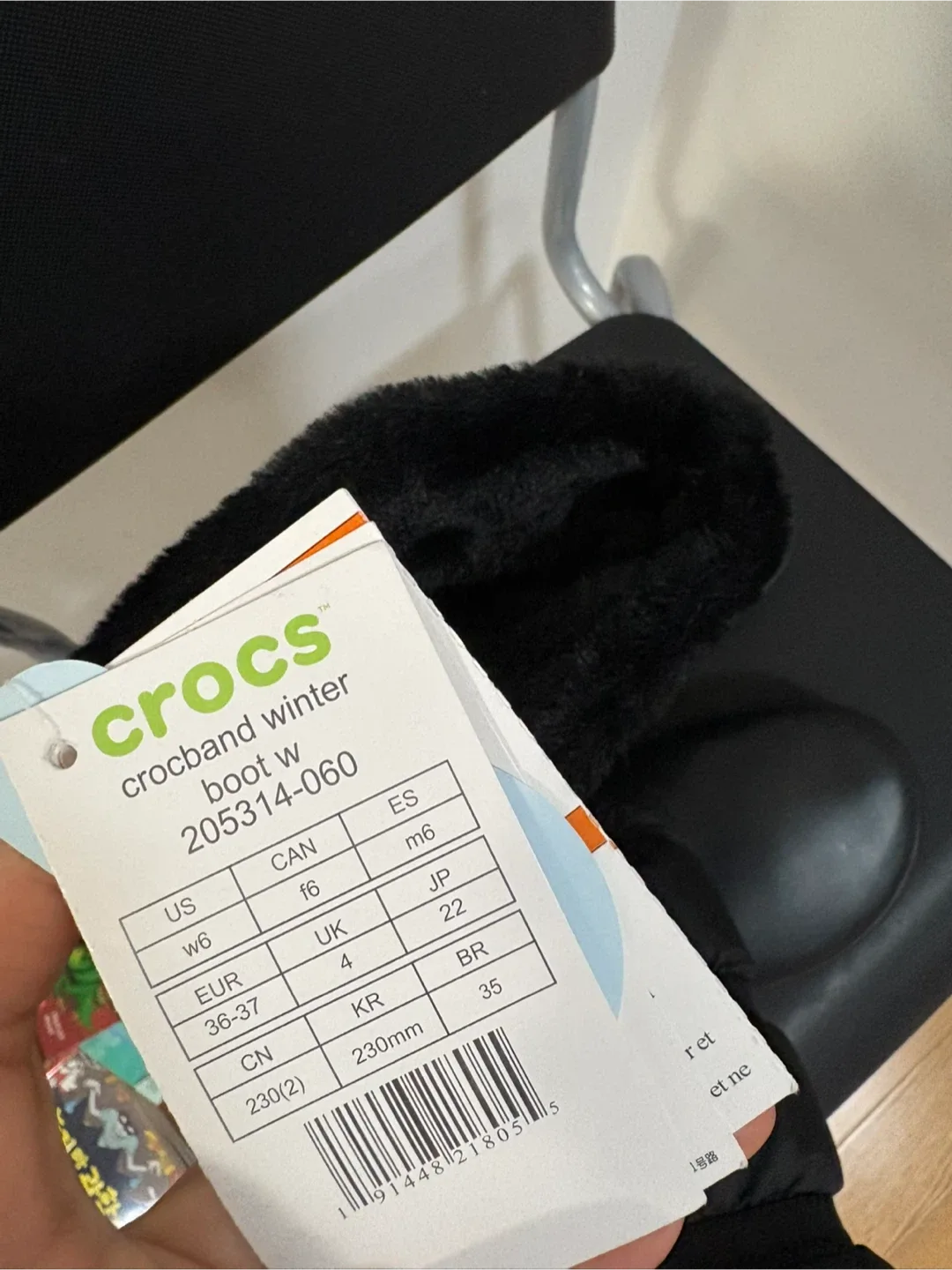 Crocs Winter snow Boot size w6 kids boys girls image indicator(5)