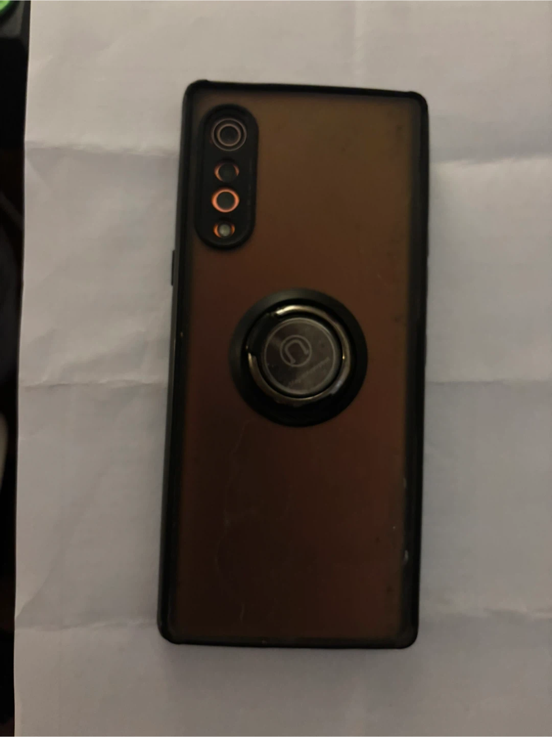 LG Velvet - photo 3