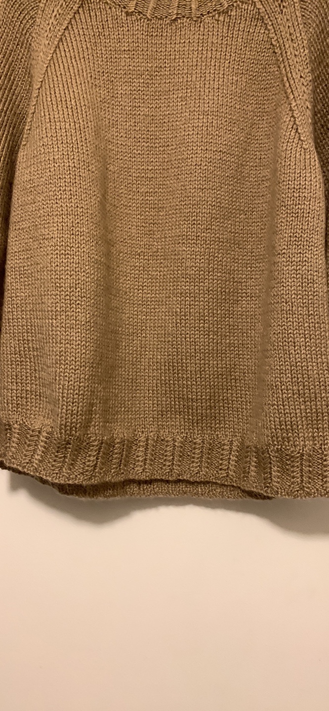 New Woman’s 100 wool Beige Knit Sweater - photo 3