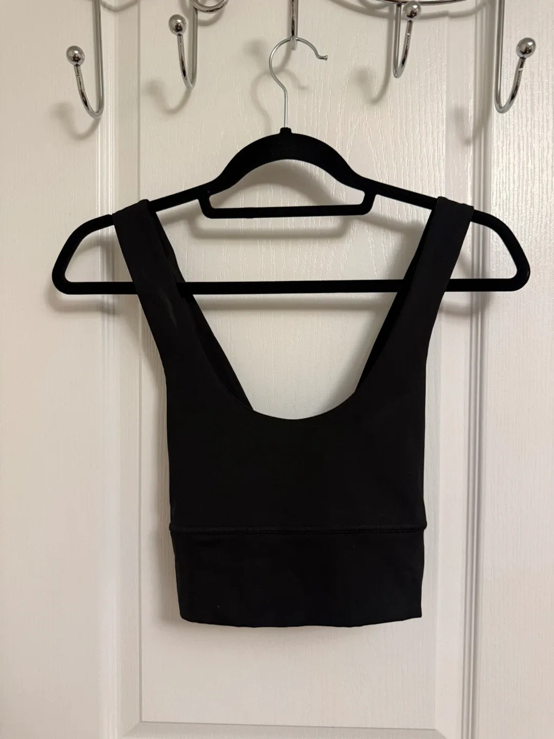 Dynamite Black Cropped Tank - Size Small