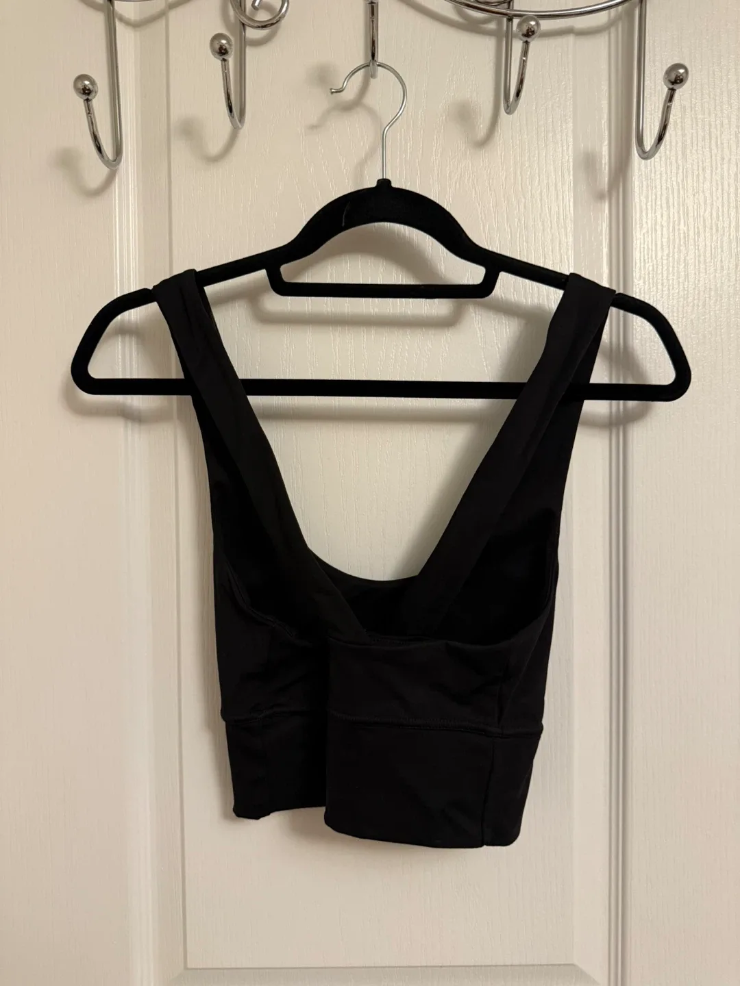 Dynamite Black Cropped Tank - Size Small image indicator(3)