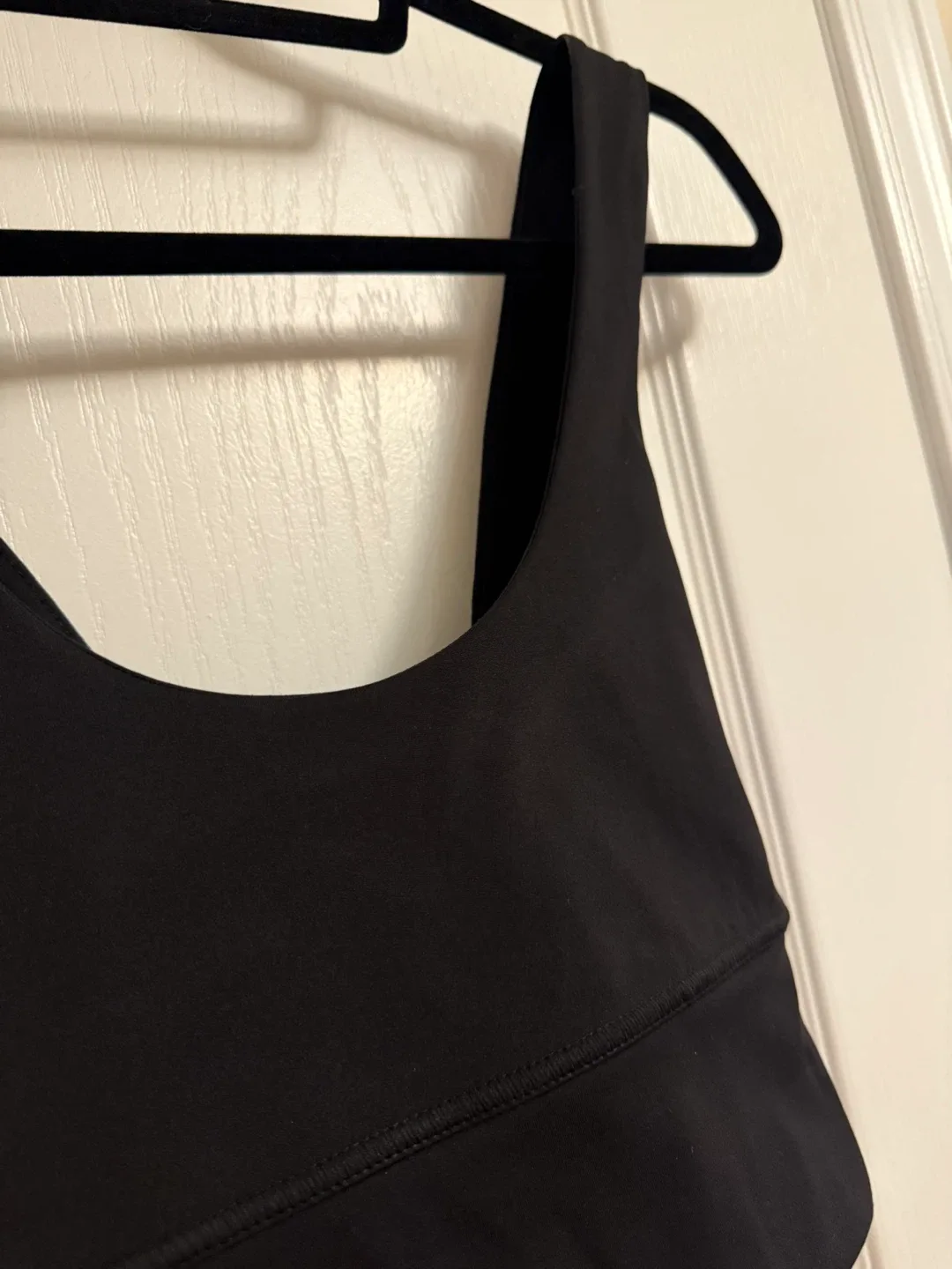 Dynamite Black Cropped Tank - Size Small image indicator(2)