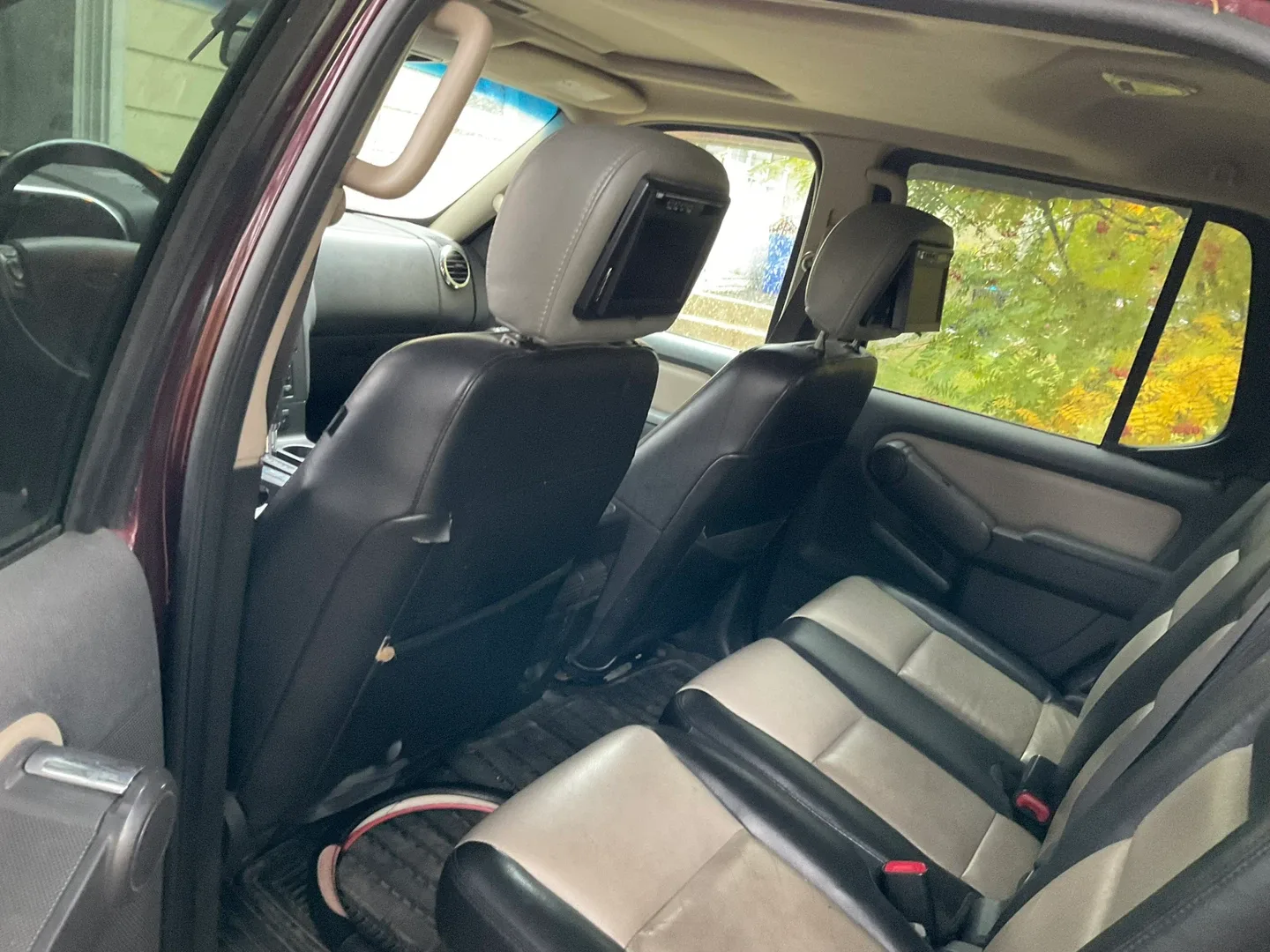 Ford Explorer Sport Trac Truck image indicator(4)