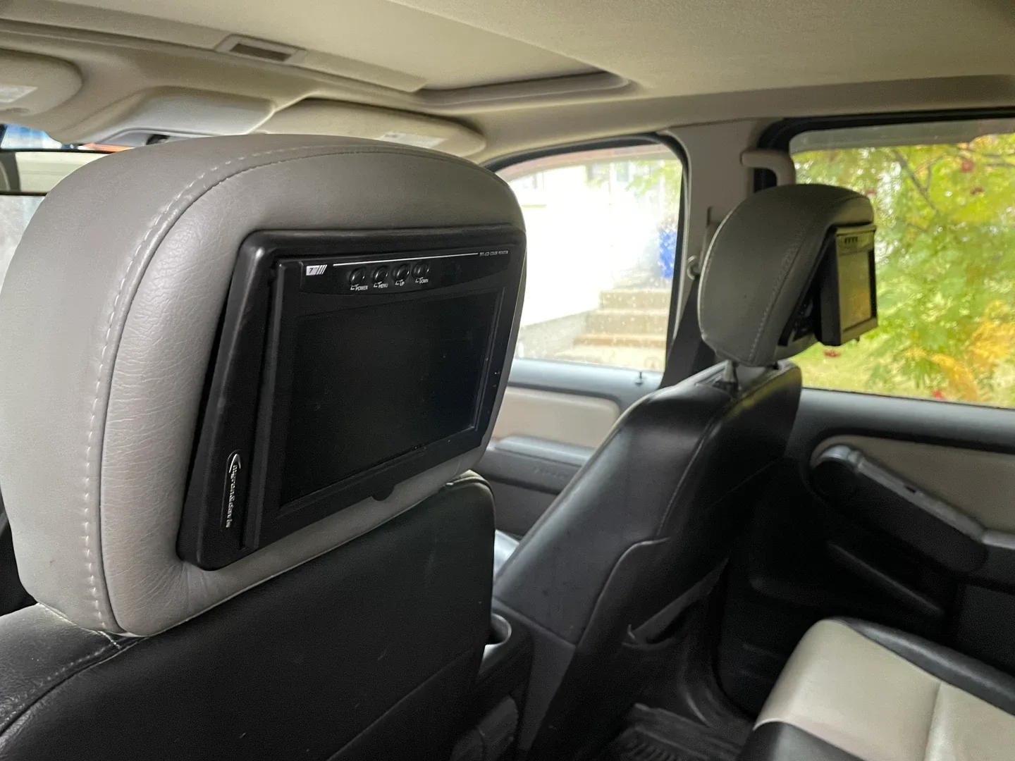 Ford Explorer Sport Trac Truck image indicator(6)