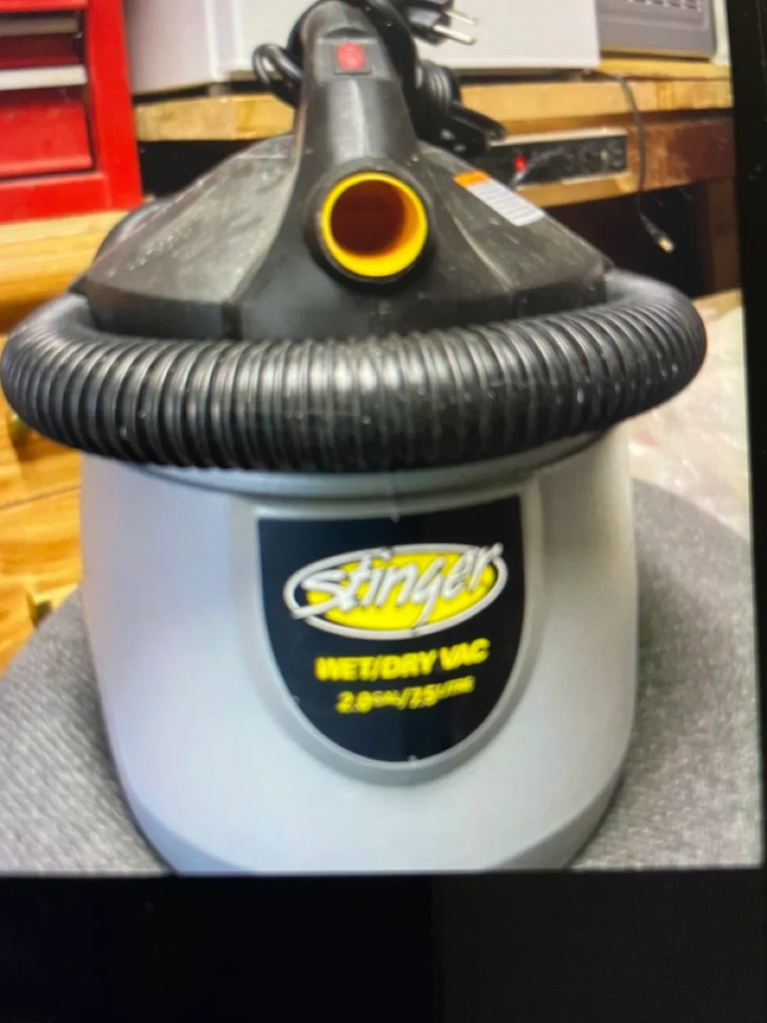 Stinger 2.0 Gal Wet/Dry Vac image indicator(4)