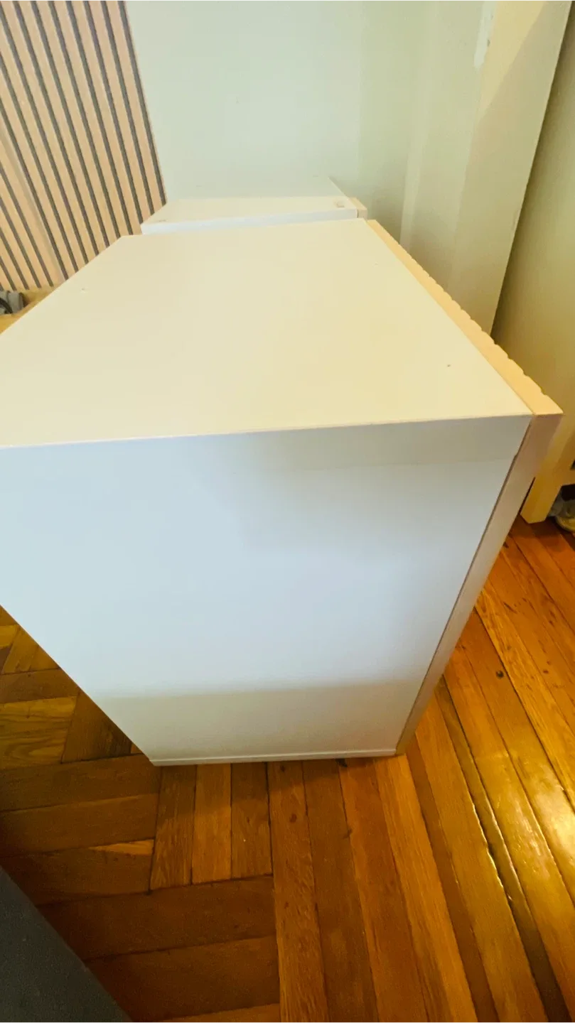 White Storage Cabinet ( Moving Out) image indicator(7)