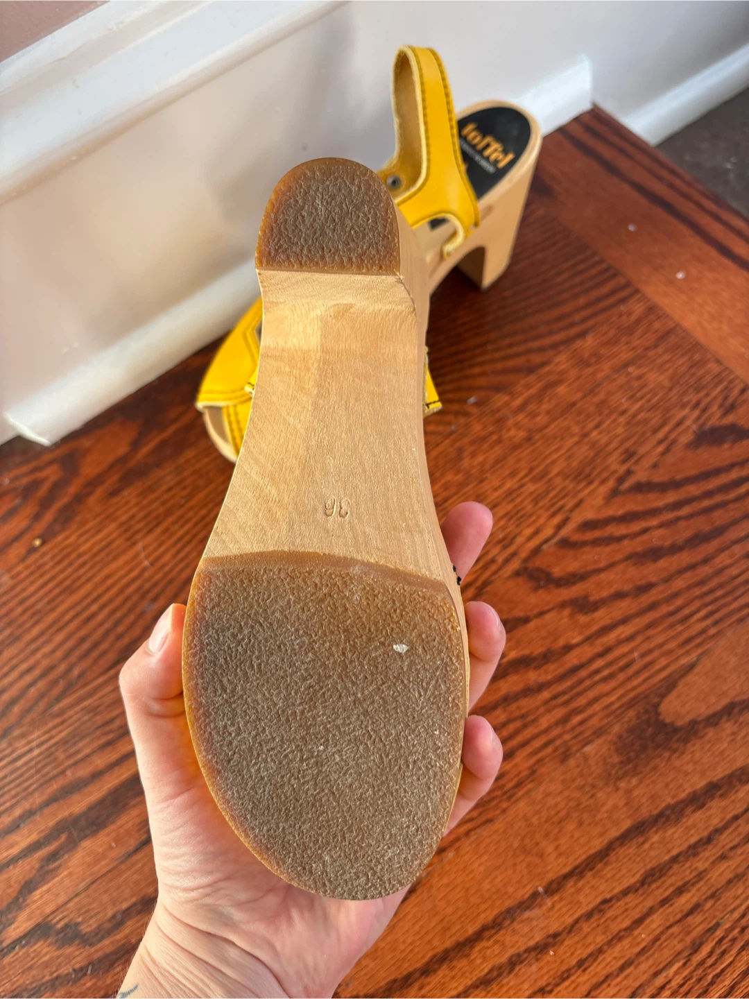 Toffel Yellow Clog Heels - EU Size 36 - photo 5