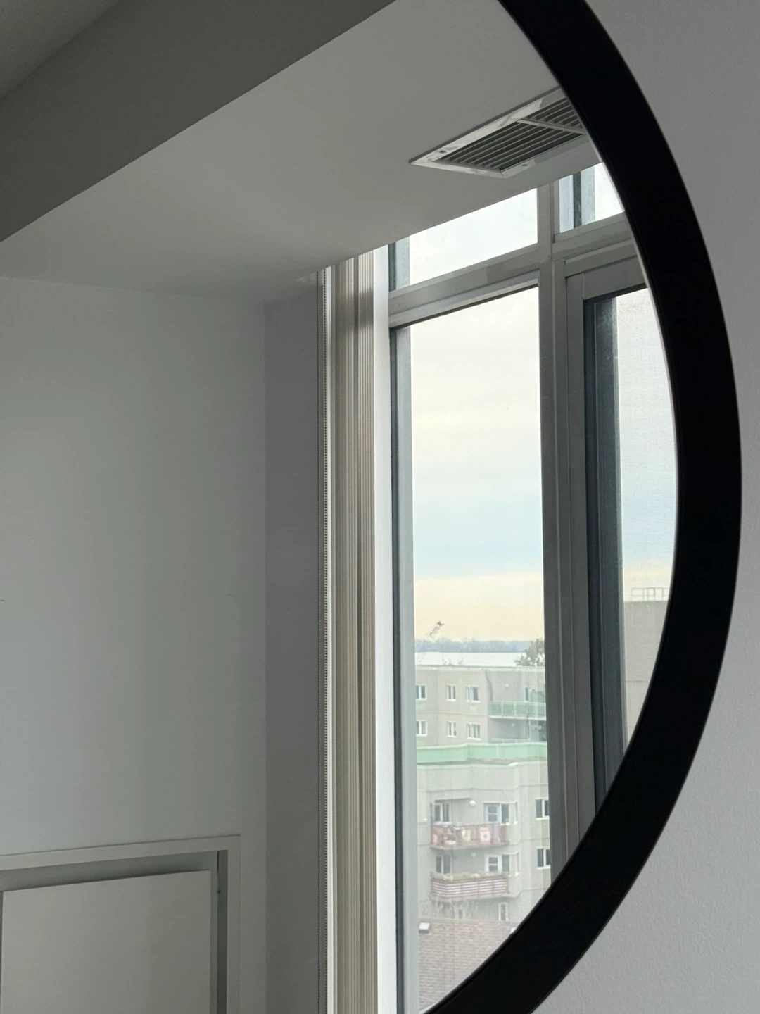 Round Black Framed Mirror - photo 4