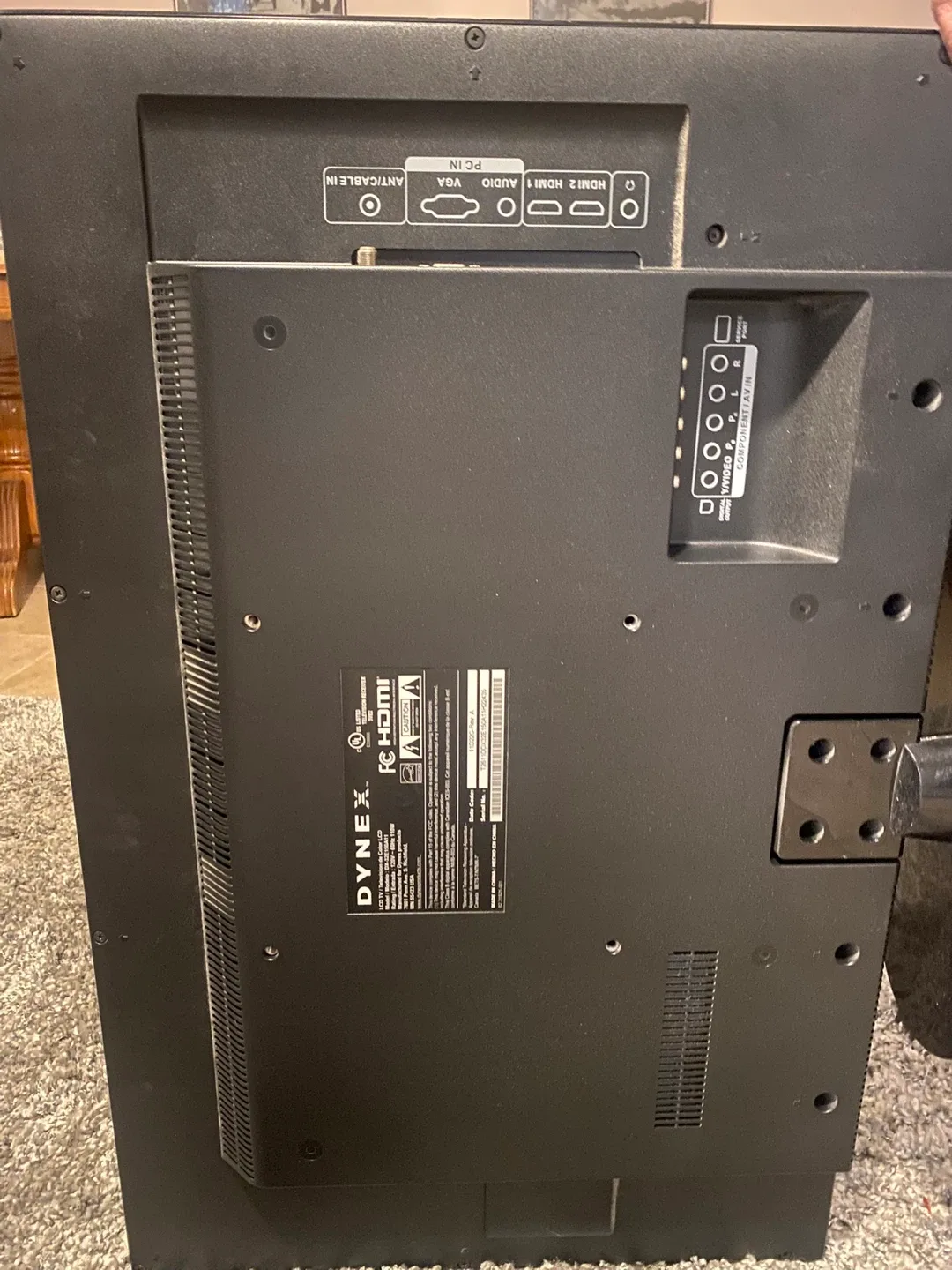 DYNEX 22" LCD TV image indicator(2)