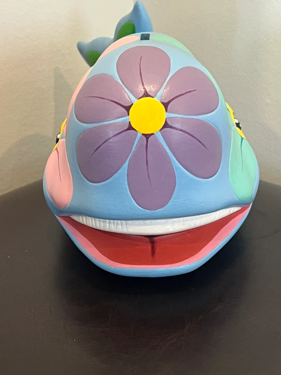 Vintage Atlantic Mold Ceramic Hippie Flower Whale Coin Bank image indicator(2)