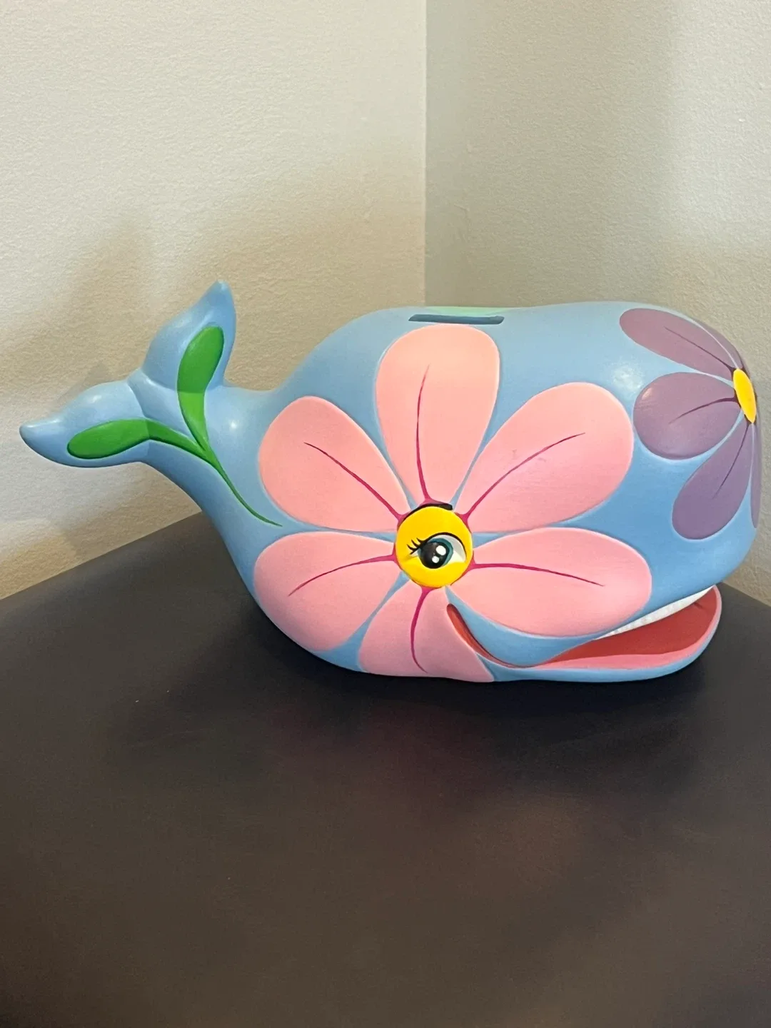 Vintage Atlantic Mold Ceramic Hippie Flower Whale Coin Bank image indicator(3)