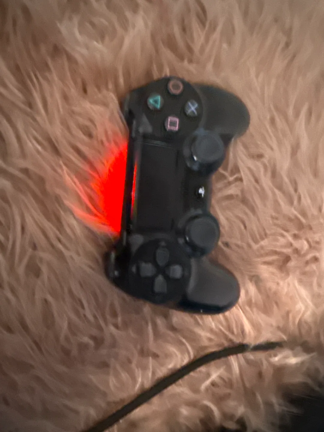 PlayStation 4 Console & Controllers image indicator(3)