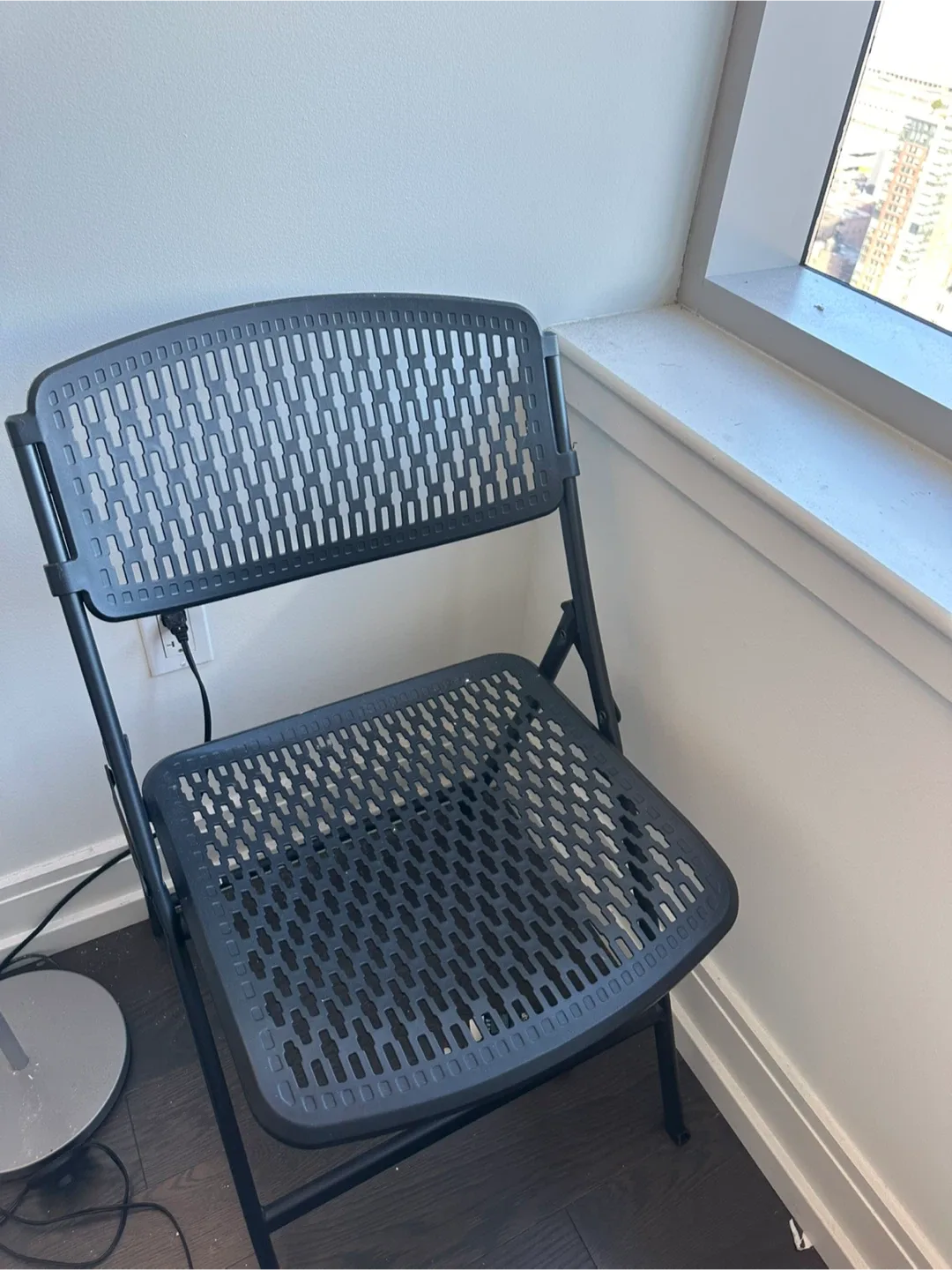 HDX Premium Folding Chair - Black Set of Two image indicator(2)