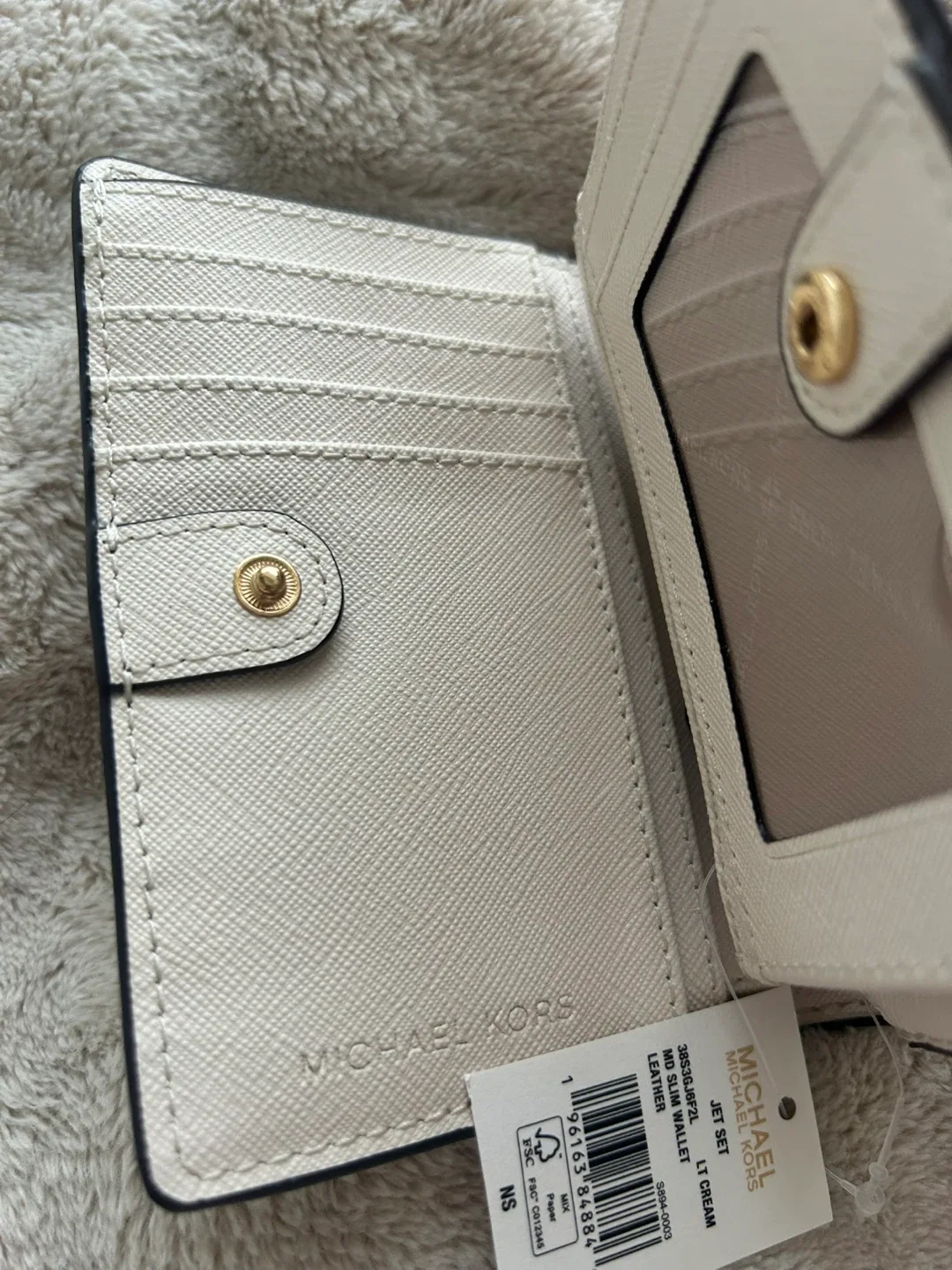 Michael Kors Wallet - Lt Cream image indicator(5)