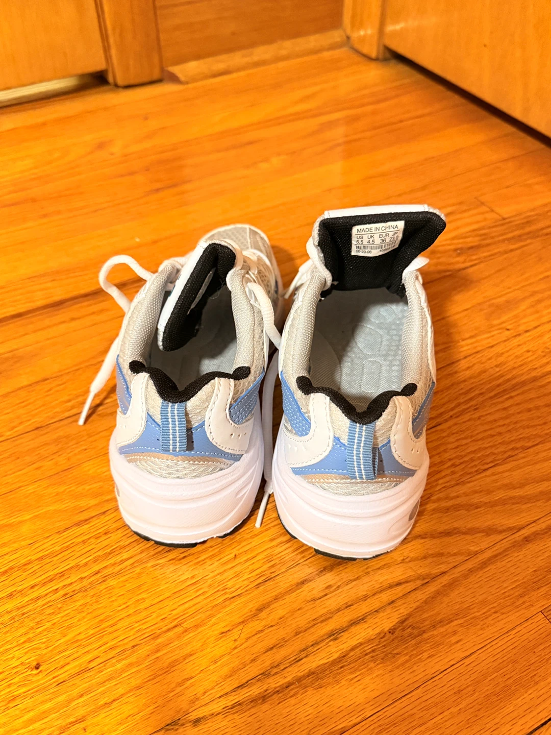New Balance 530 Running Shoes - US 5.5 - photo 4