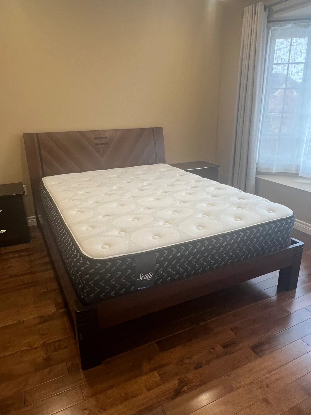 Queen Bed Frame - photo 3
