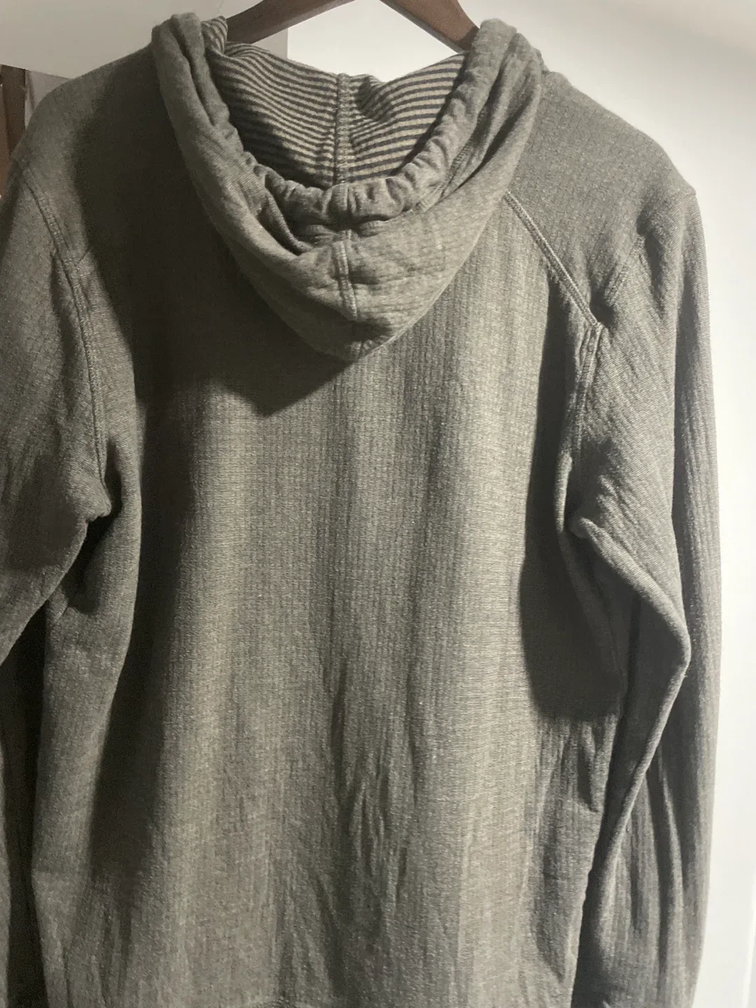 Prana Full Zip Hoodie - Size Medium image indicator(3)