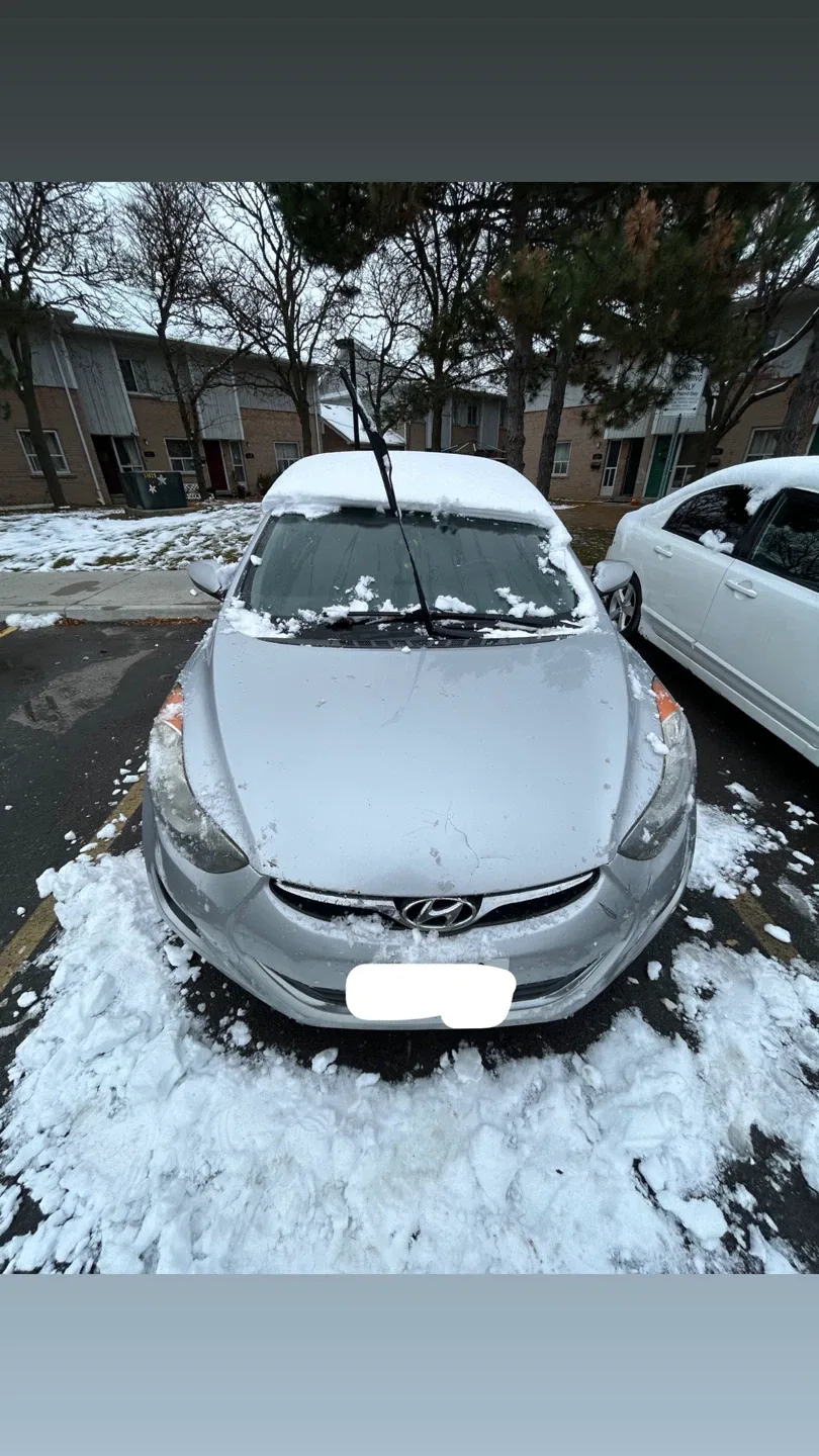 2012 Hyundai Elantra - Silver image indicator(4)