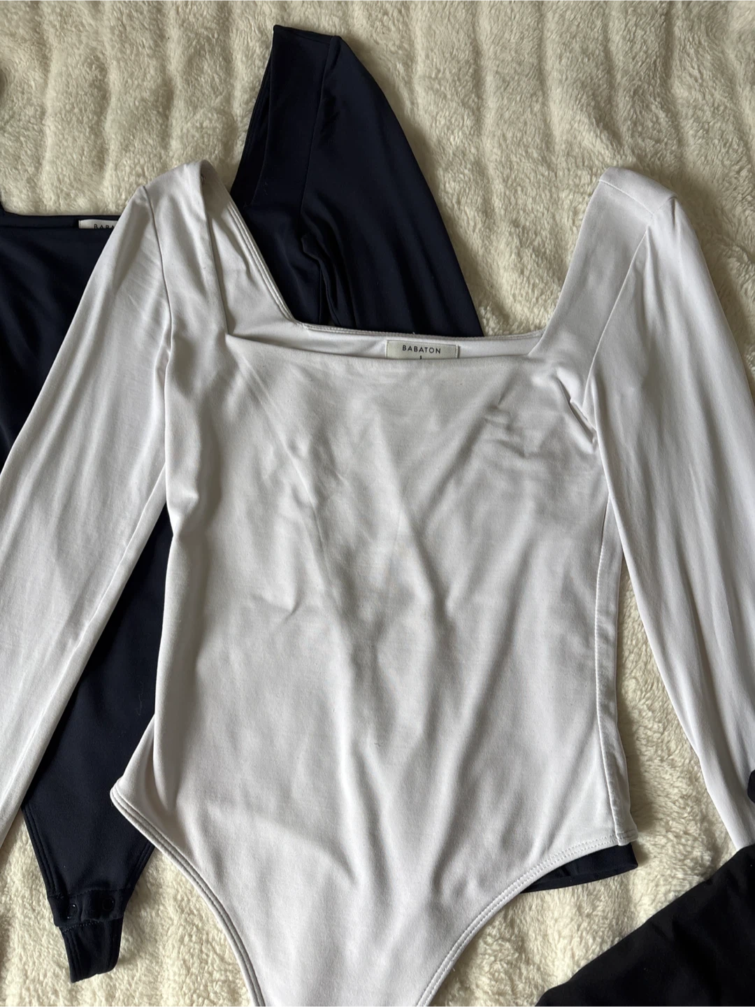 Aritzia Babaton Square Neck Bodysuits - photo 3
