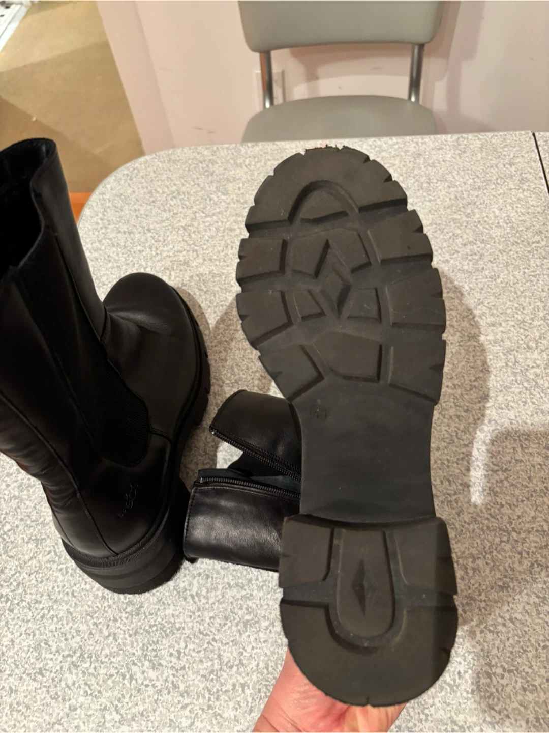Black Leather Chelsea Boots - 41 EU - photo 4