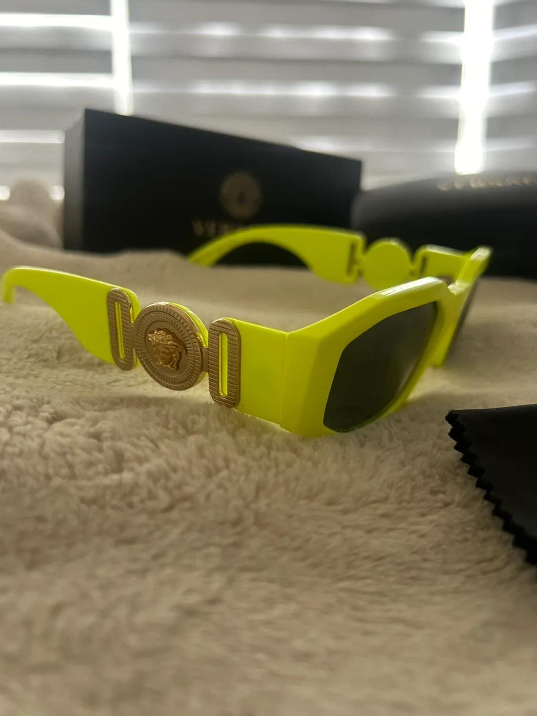 Versace Yellow/Green Sunglasses with International Warranty image indicator(2)