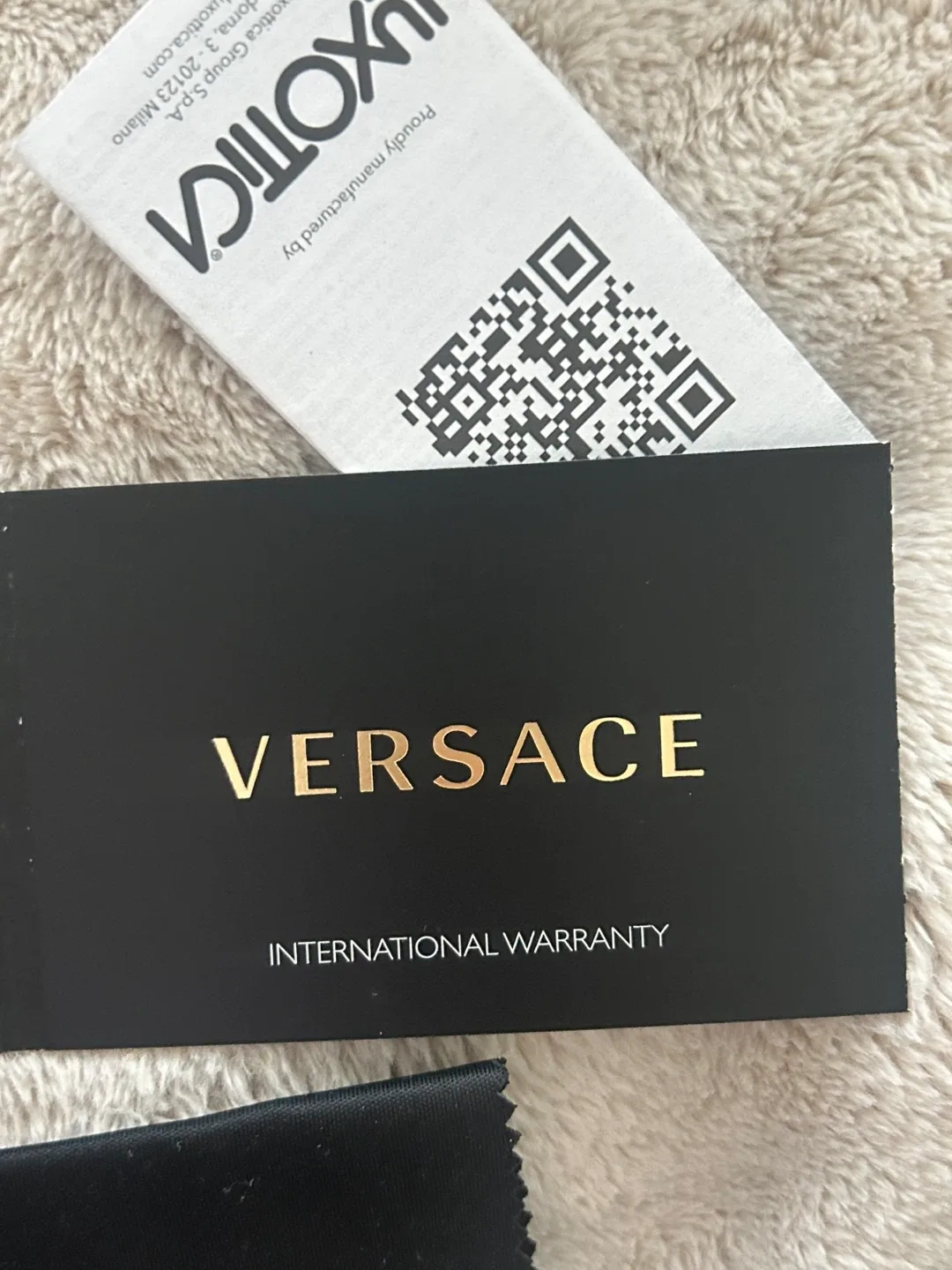 Versace Yellow/Green Sunglasses with International Warranty image indicator(5)