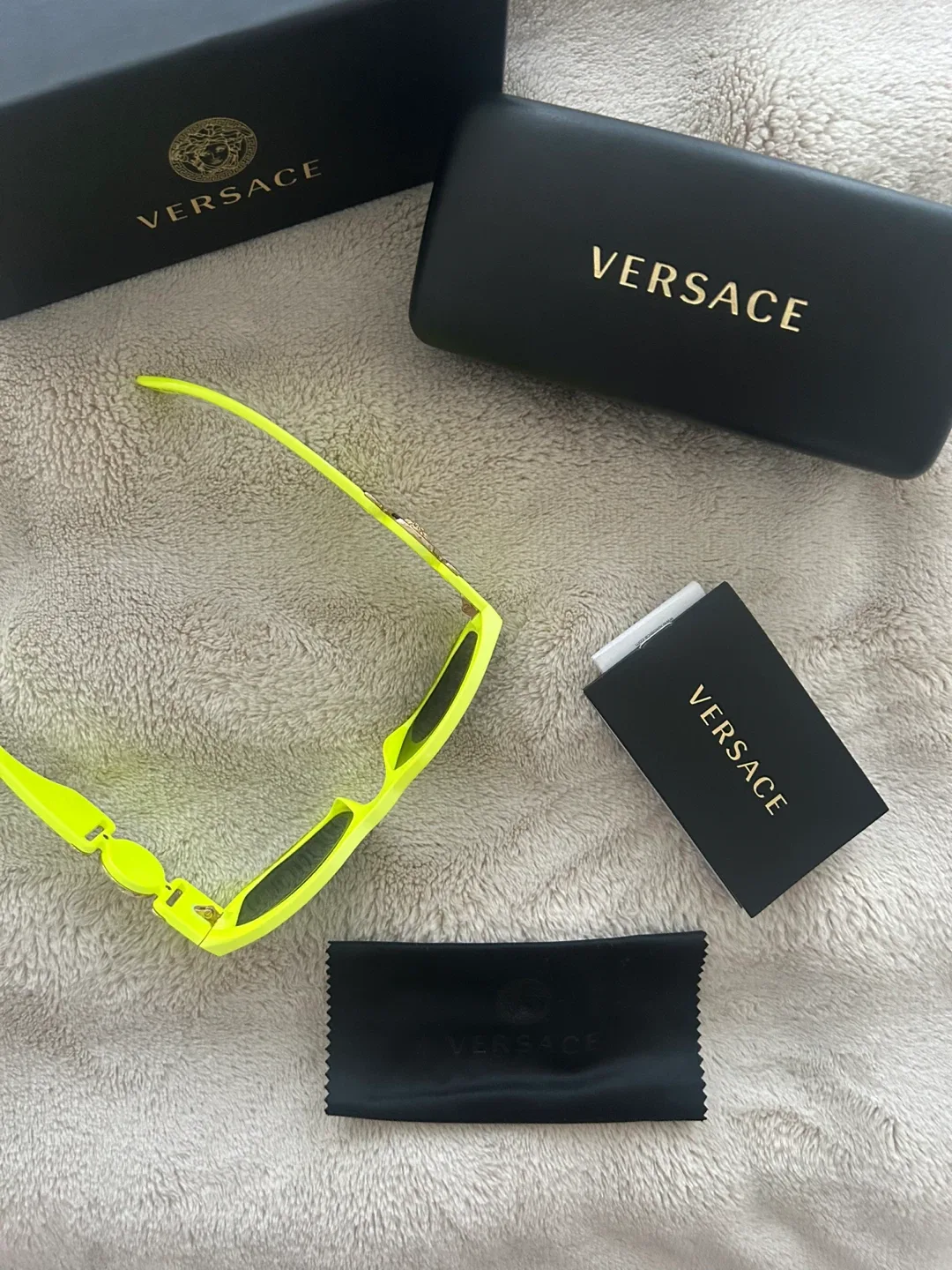 Versace Yellow/Green Sunglasses with International Warranty image indicator(3)
