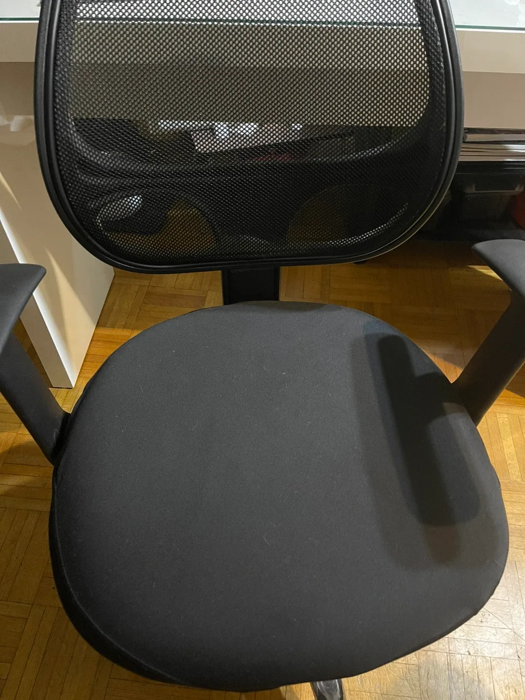 Black Mesh Office Chair image indicator(4)