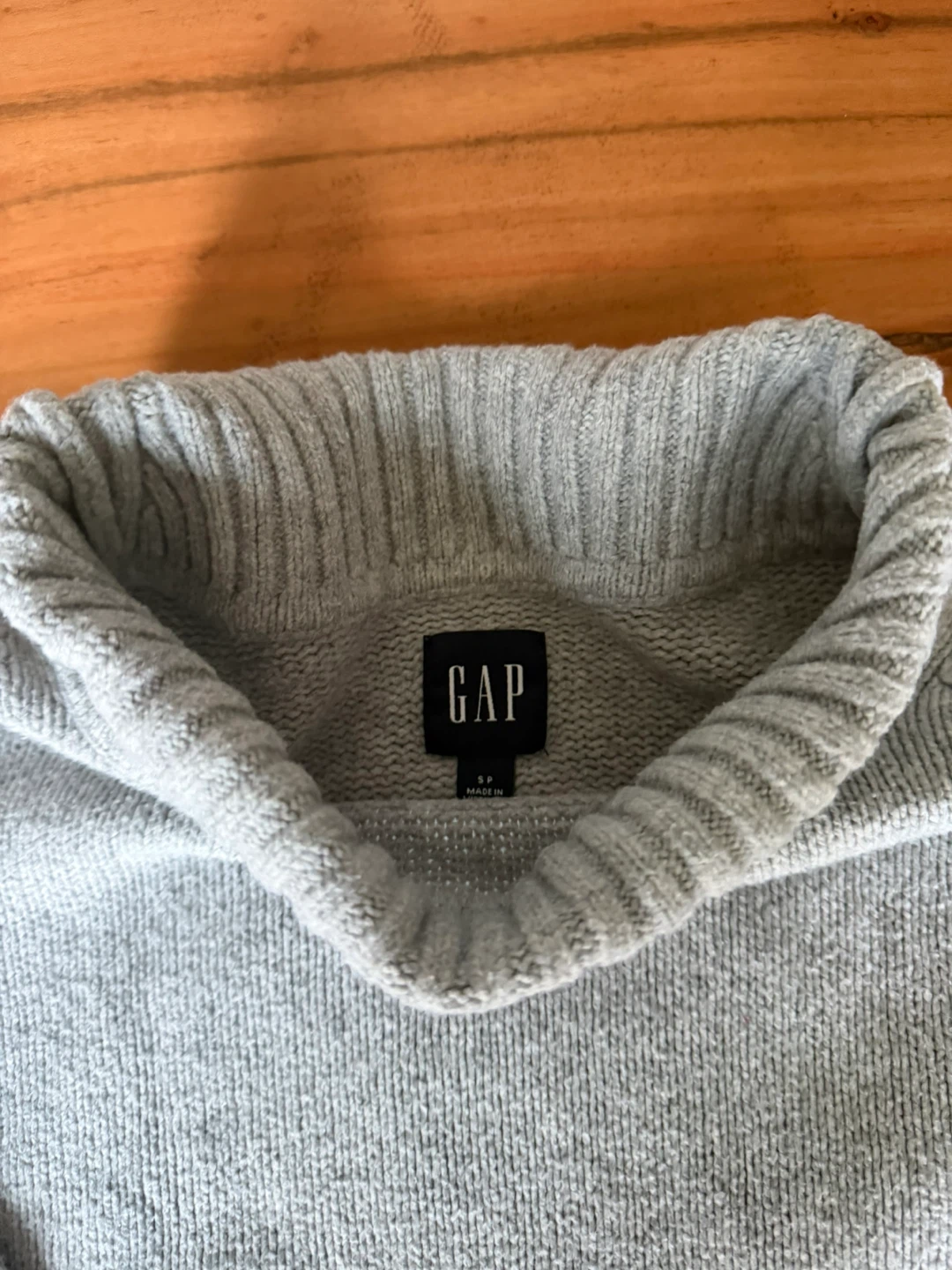 GAP Grey Turtleneck Sweater - Size SP - photo 2