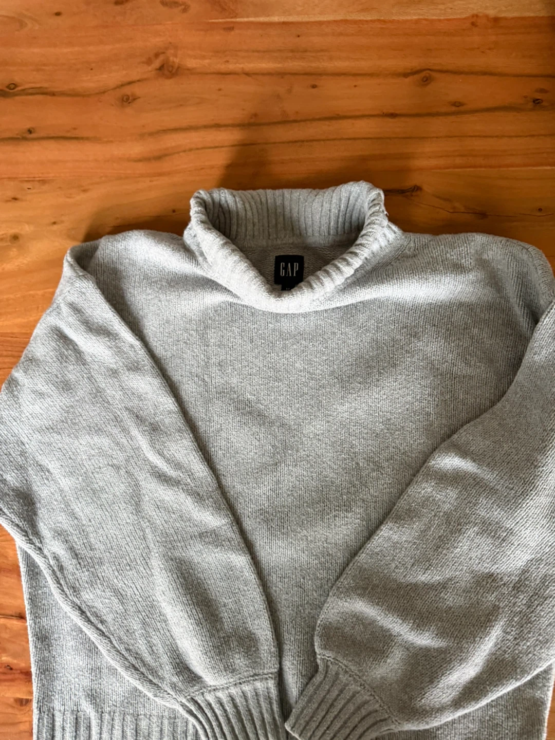 GAP Grey Turtleneck Sweater - Size SP - photo 3