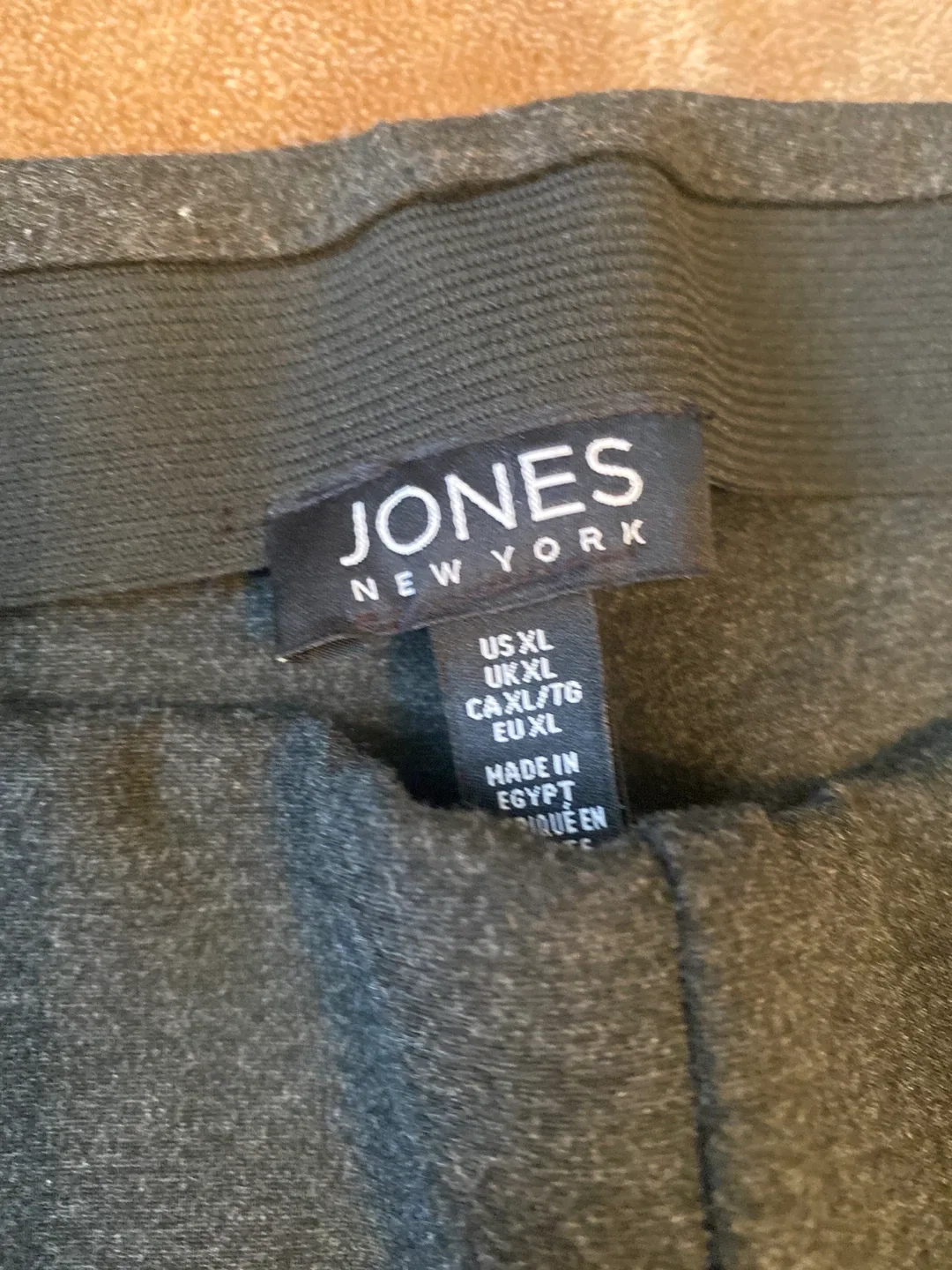 Women’s dress pants image indicator(2)