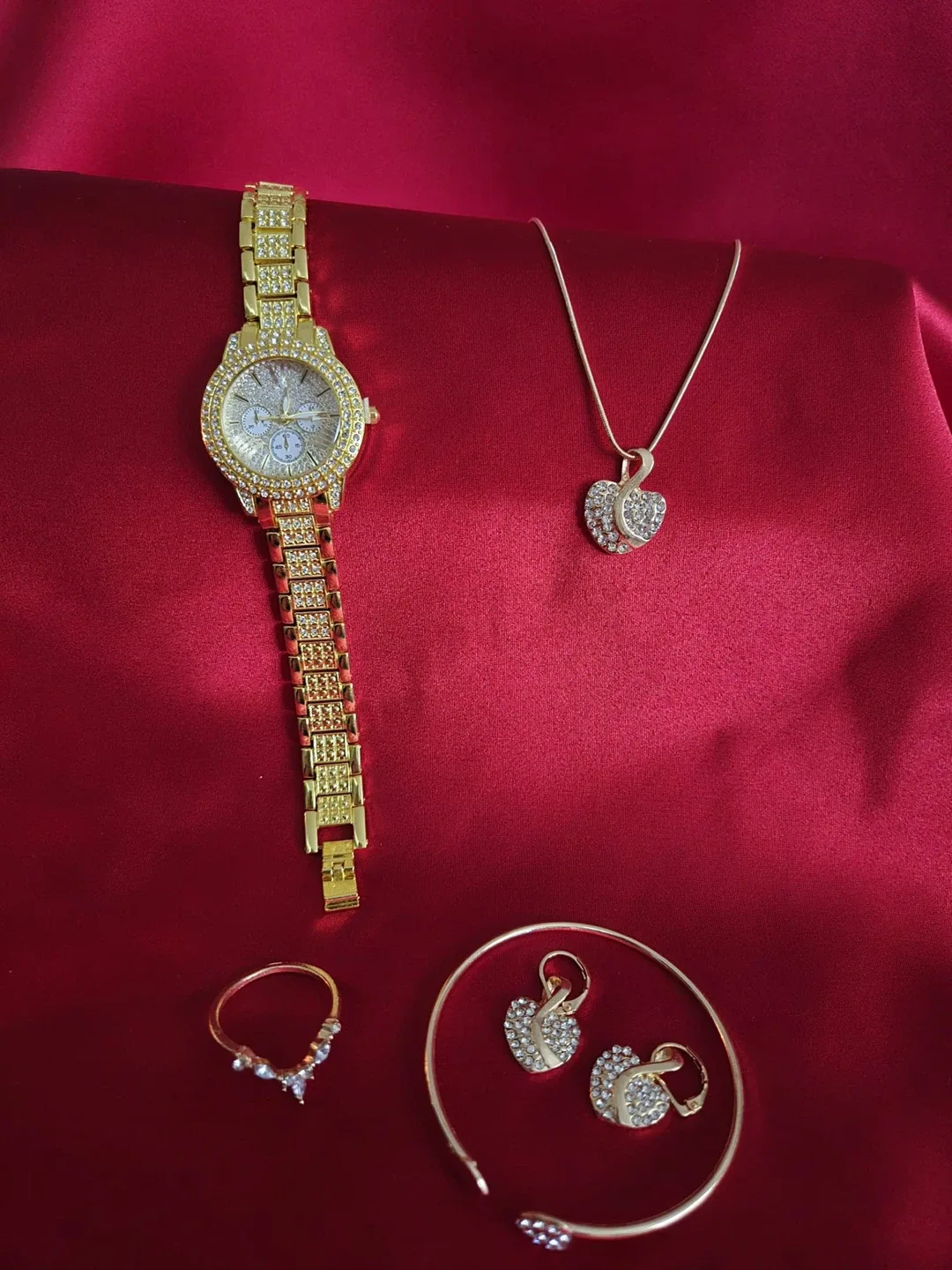 Gold-tone Jewelry Set thumbnail