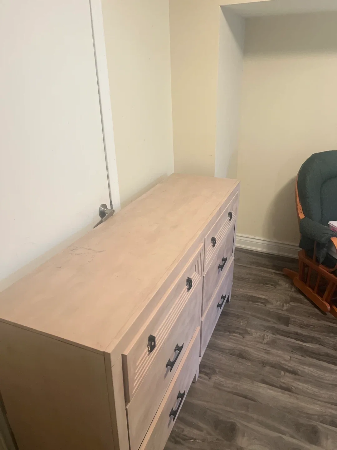 Light Pink 6-Drawer Dresser image indicator(4)