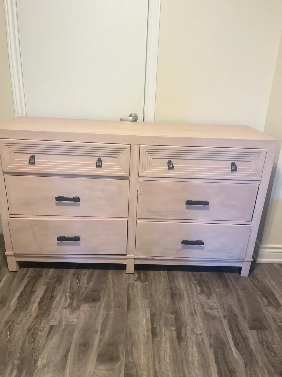 Light Pink 6-Drawer Dresser image indicator(2)
