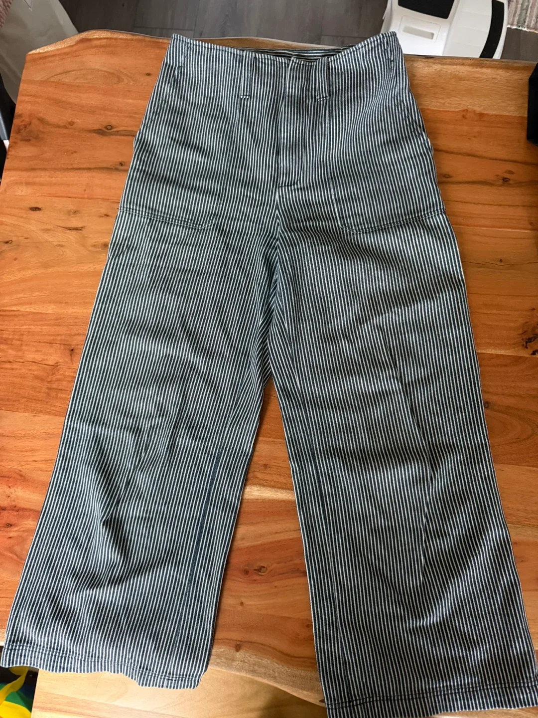 Club Monaco Striped Wide Leg Pants - Size 2