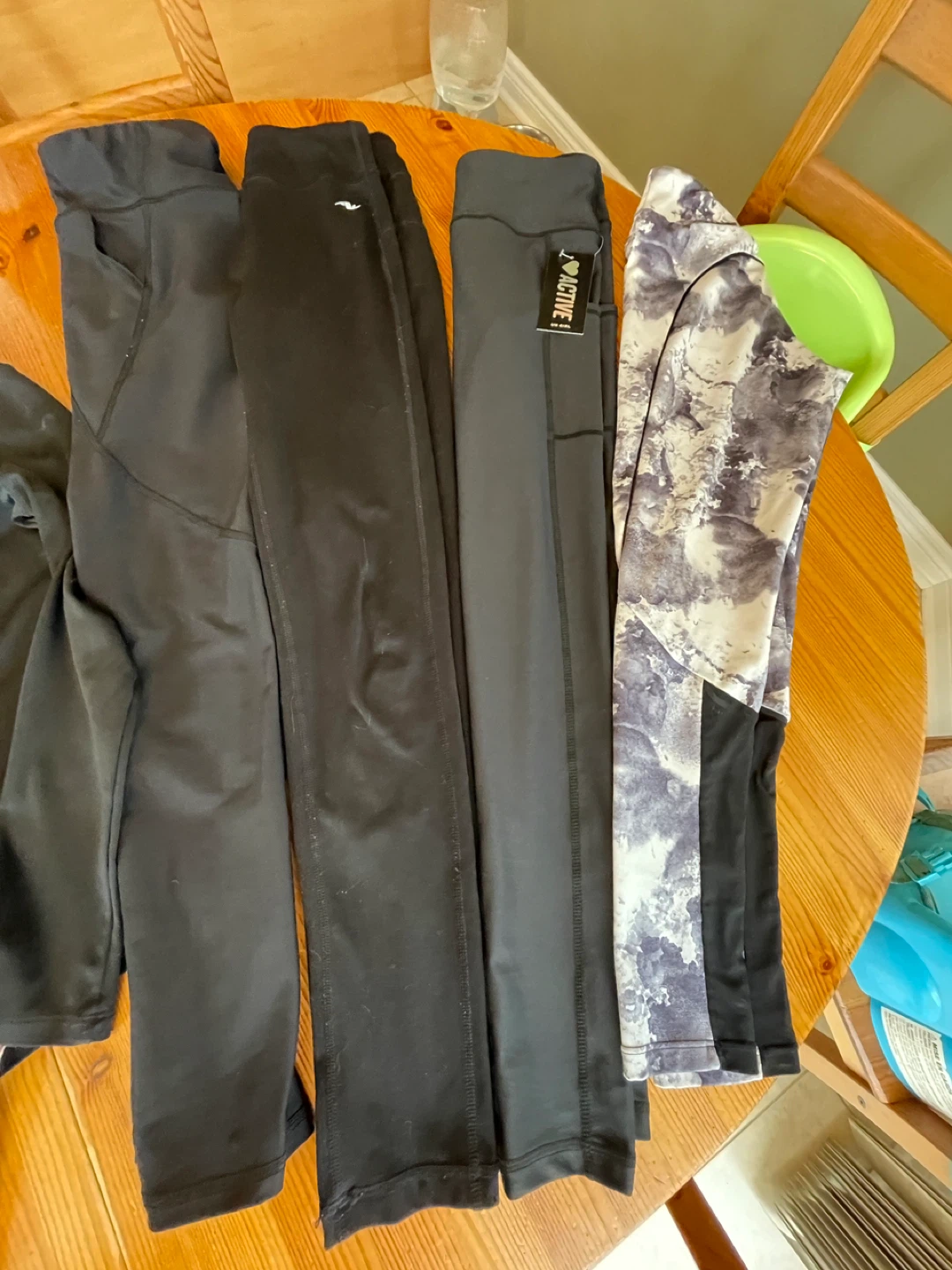 Girls': Old Navy, Just cozy, Under Armour, Zara, Size 10/12 - photo 2