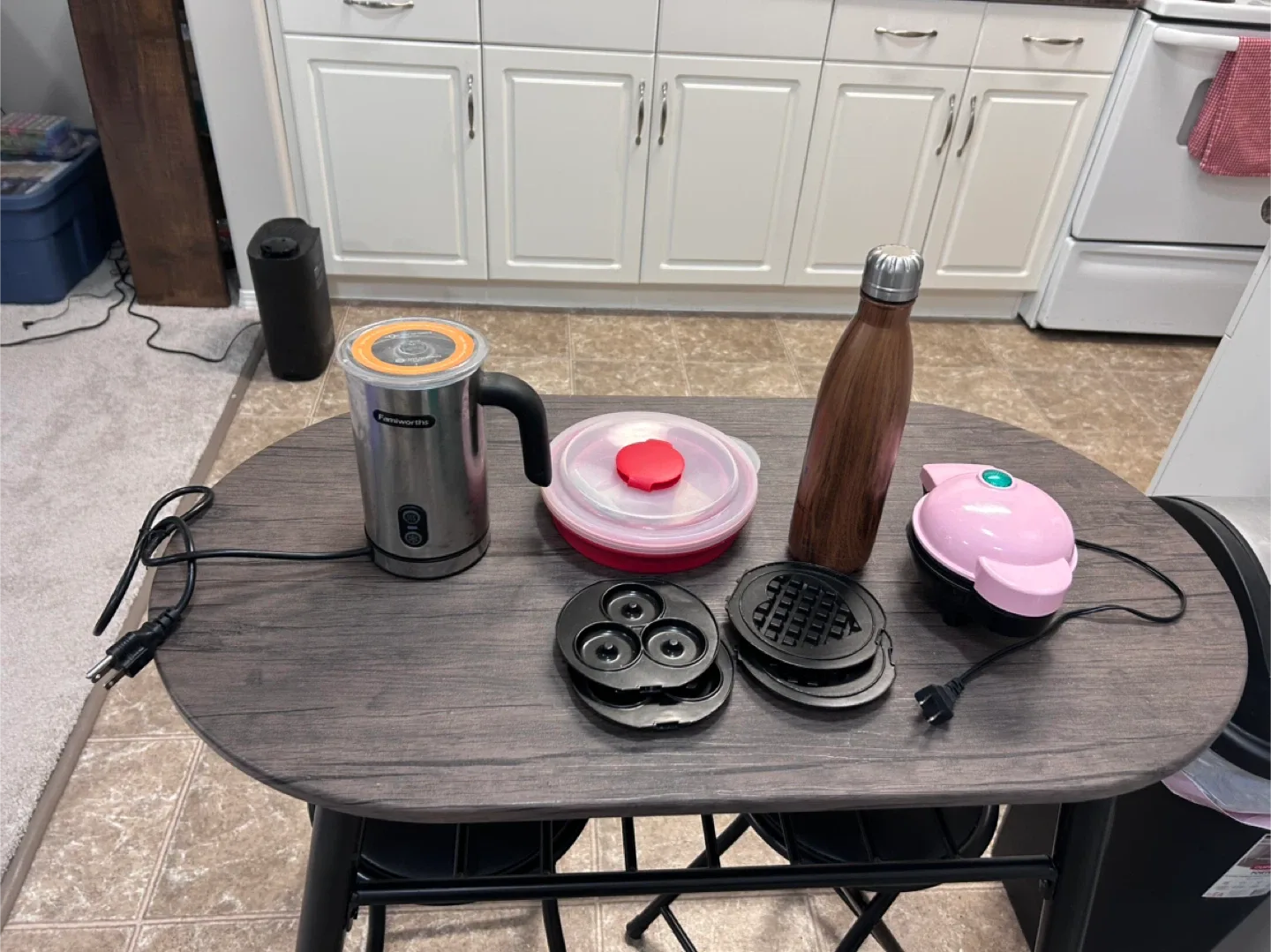 Small kitchen appliances