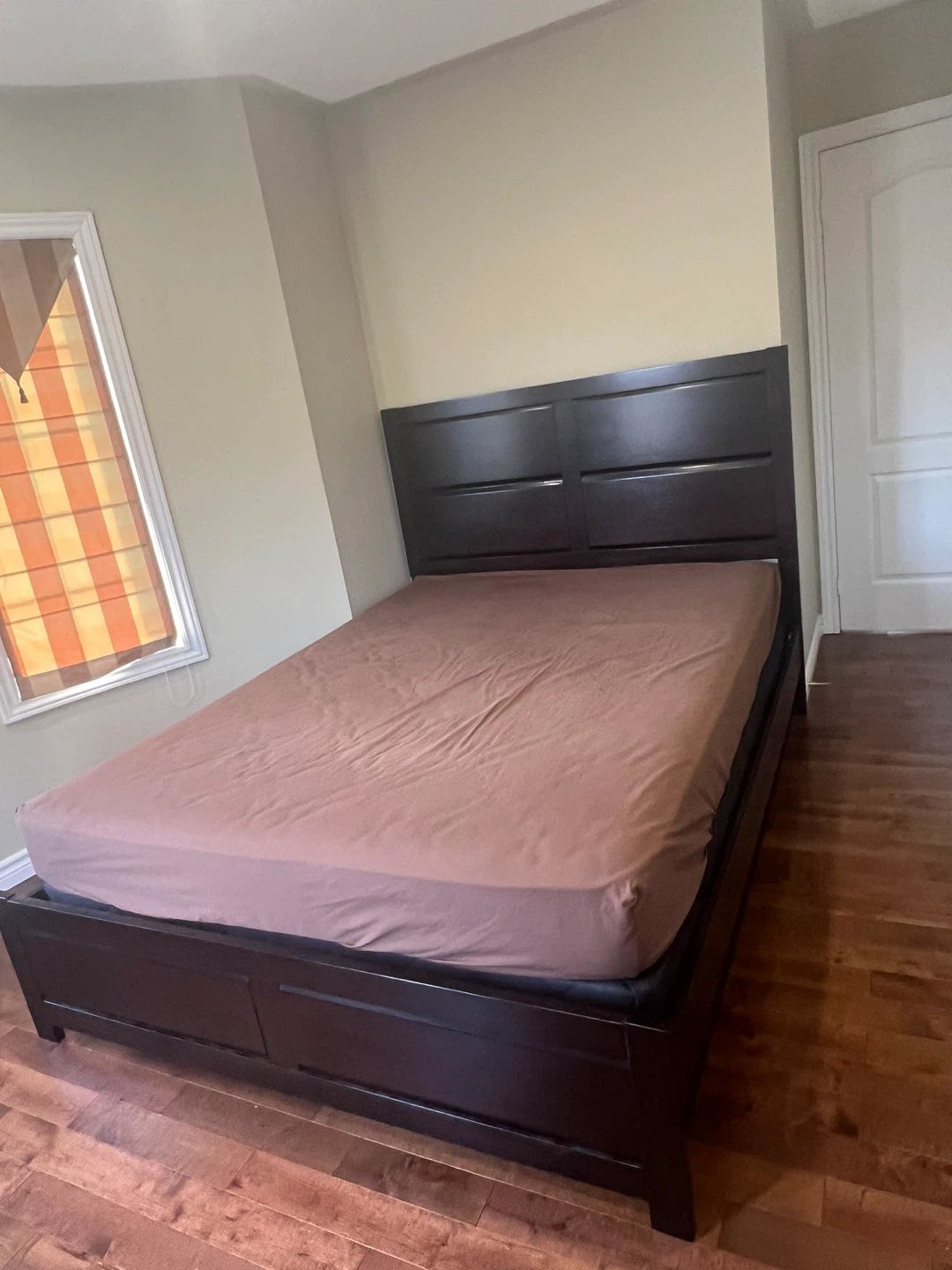 Dark Brown Queen Size Bed Frame - photo 2