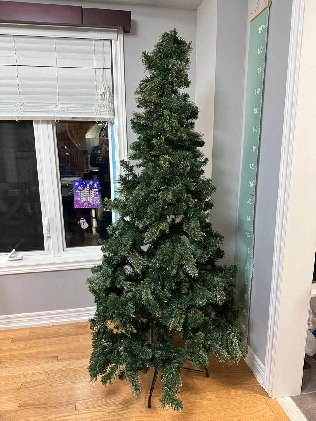Free Artificial Christmas Tree