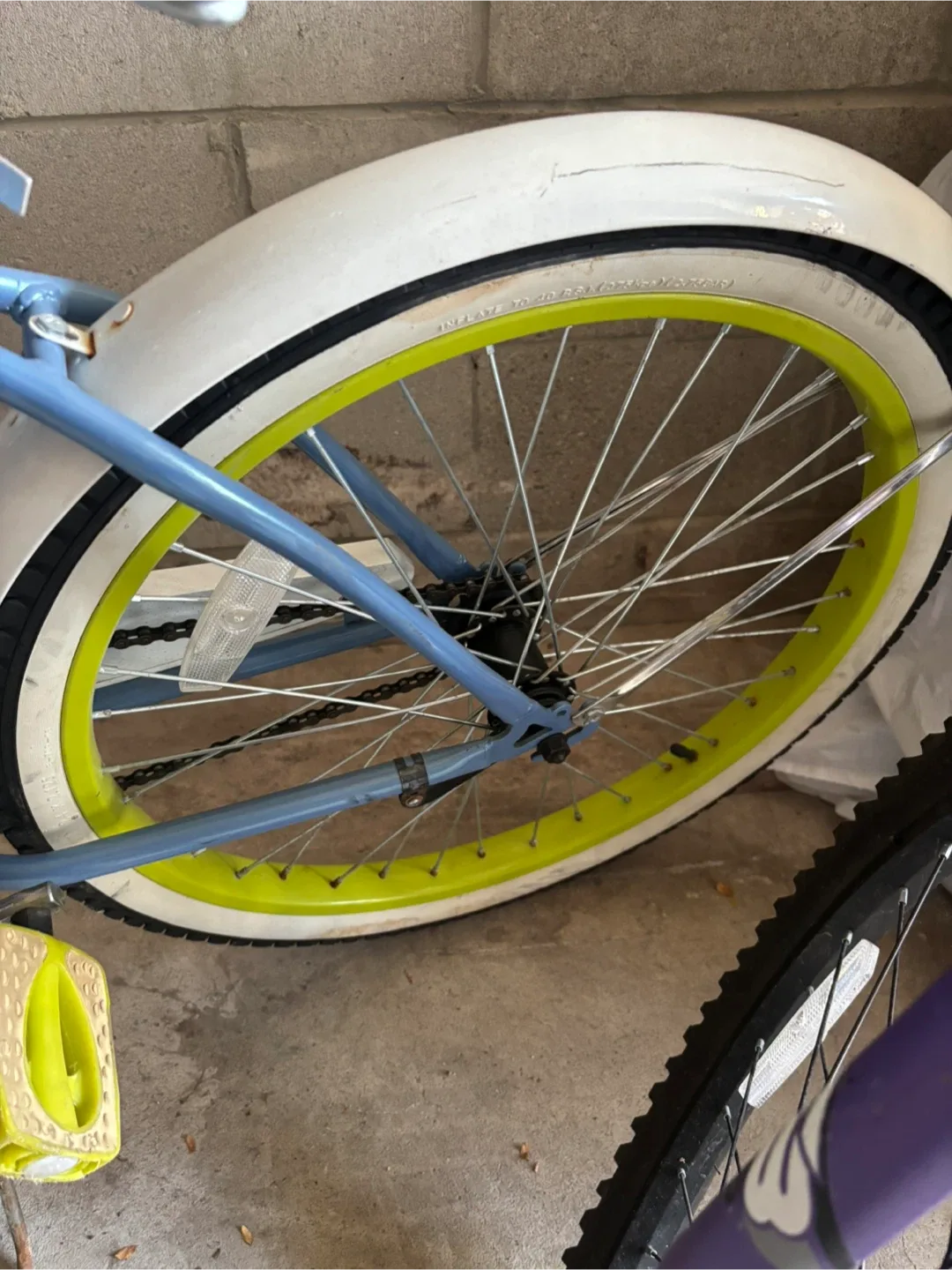 Huffy Cruiser Bike - Light Blue & Yellow image indicator(6)