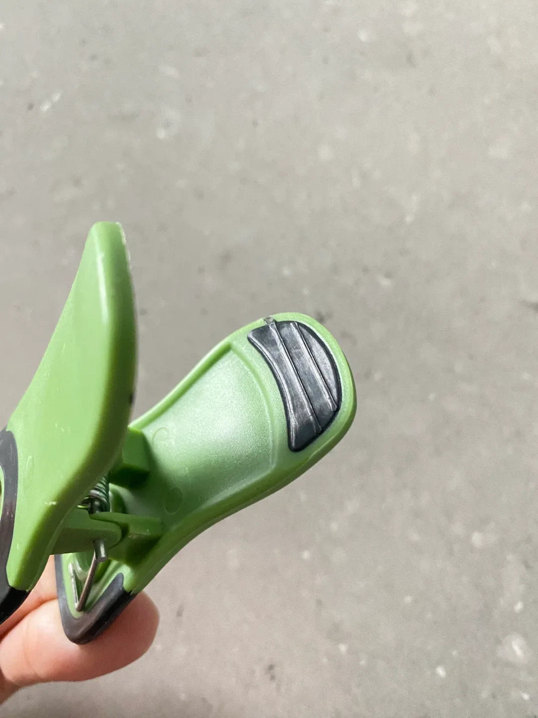 Set of 3 Magnetic Clips image indicator(3)