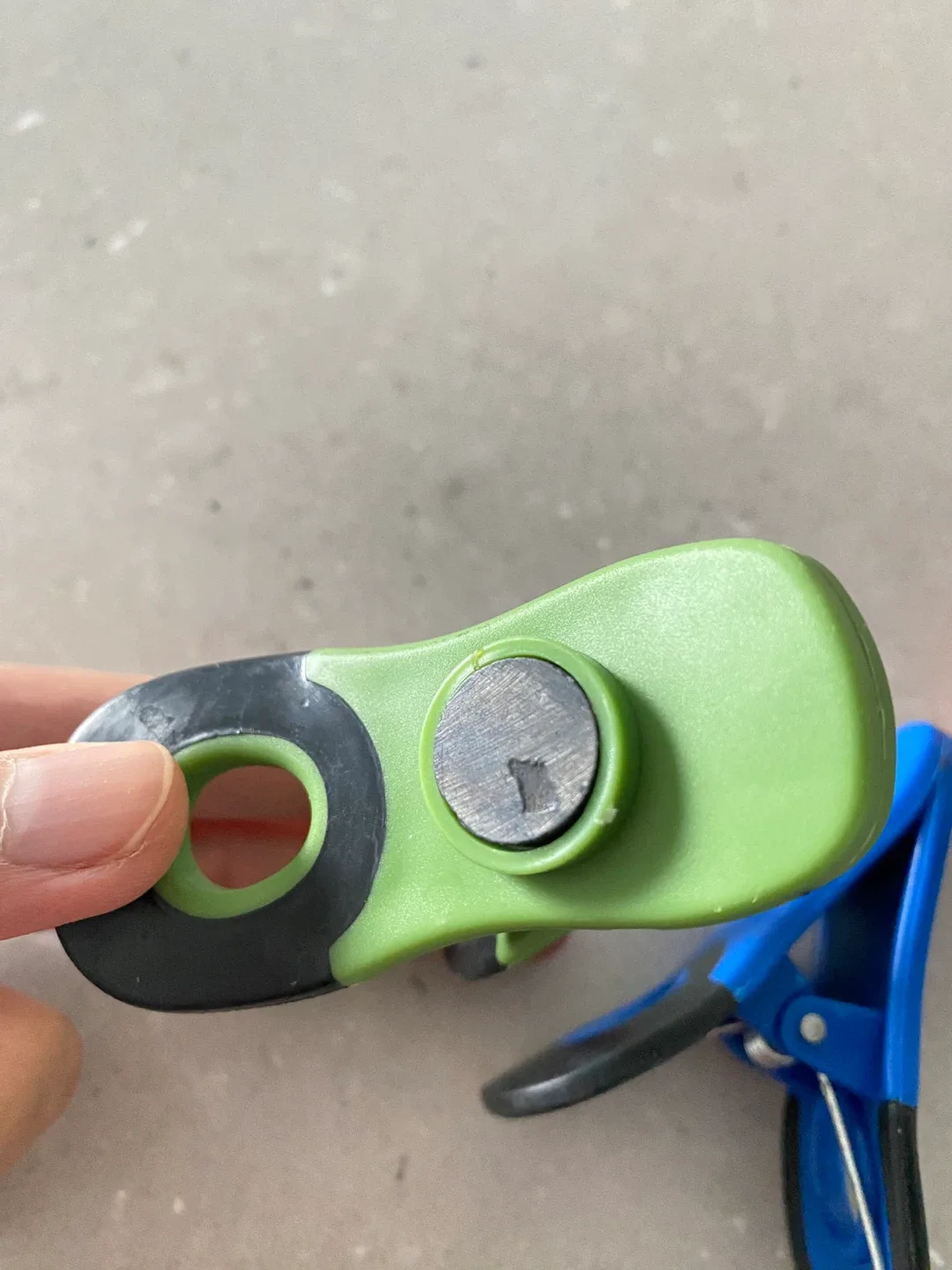 Set of 3 Magnetic Clips image indicator(8)