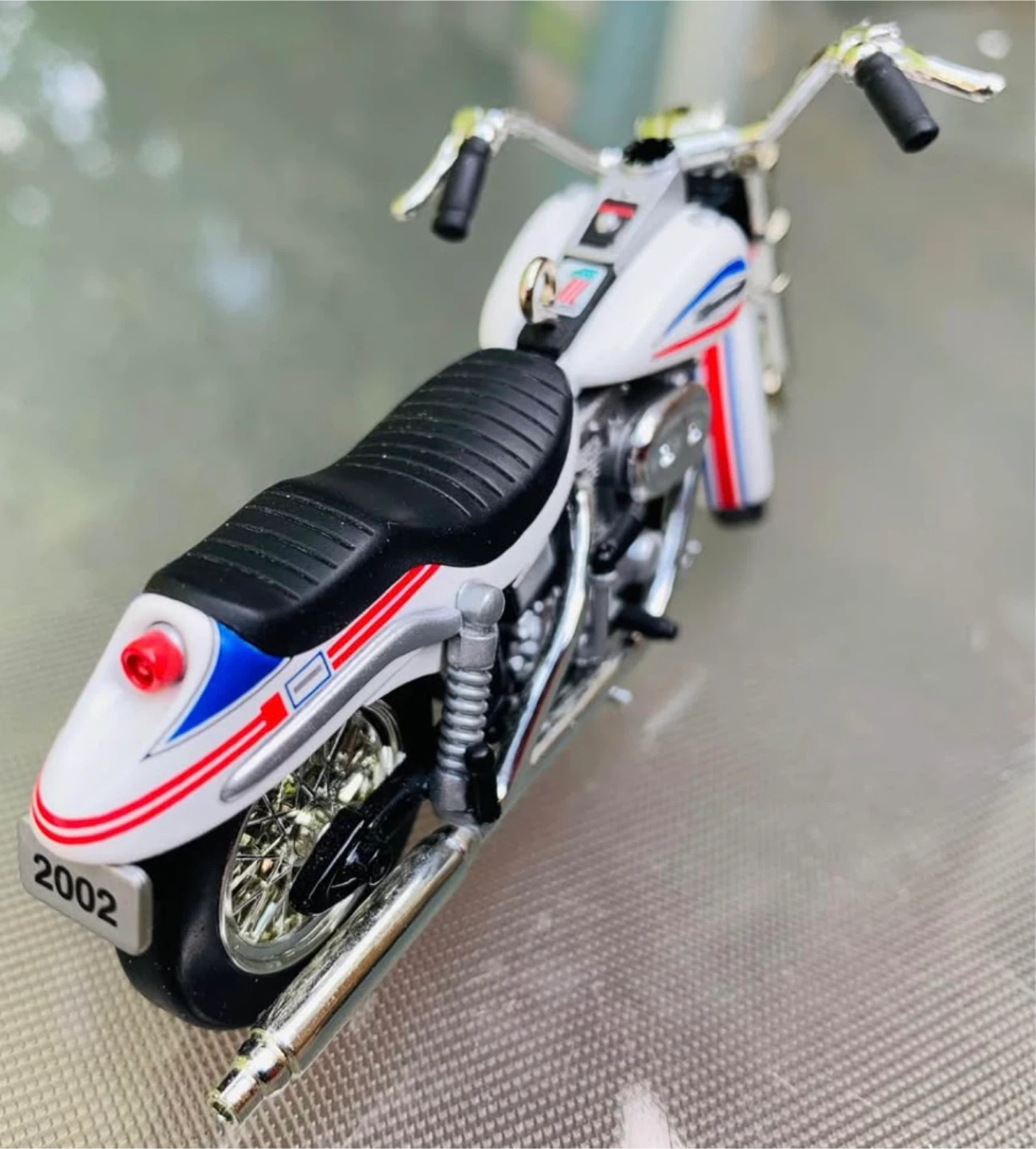 Harley-Davidson 1971 FX-1200 Super Glide Miniature - photo 4